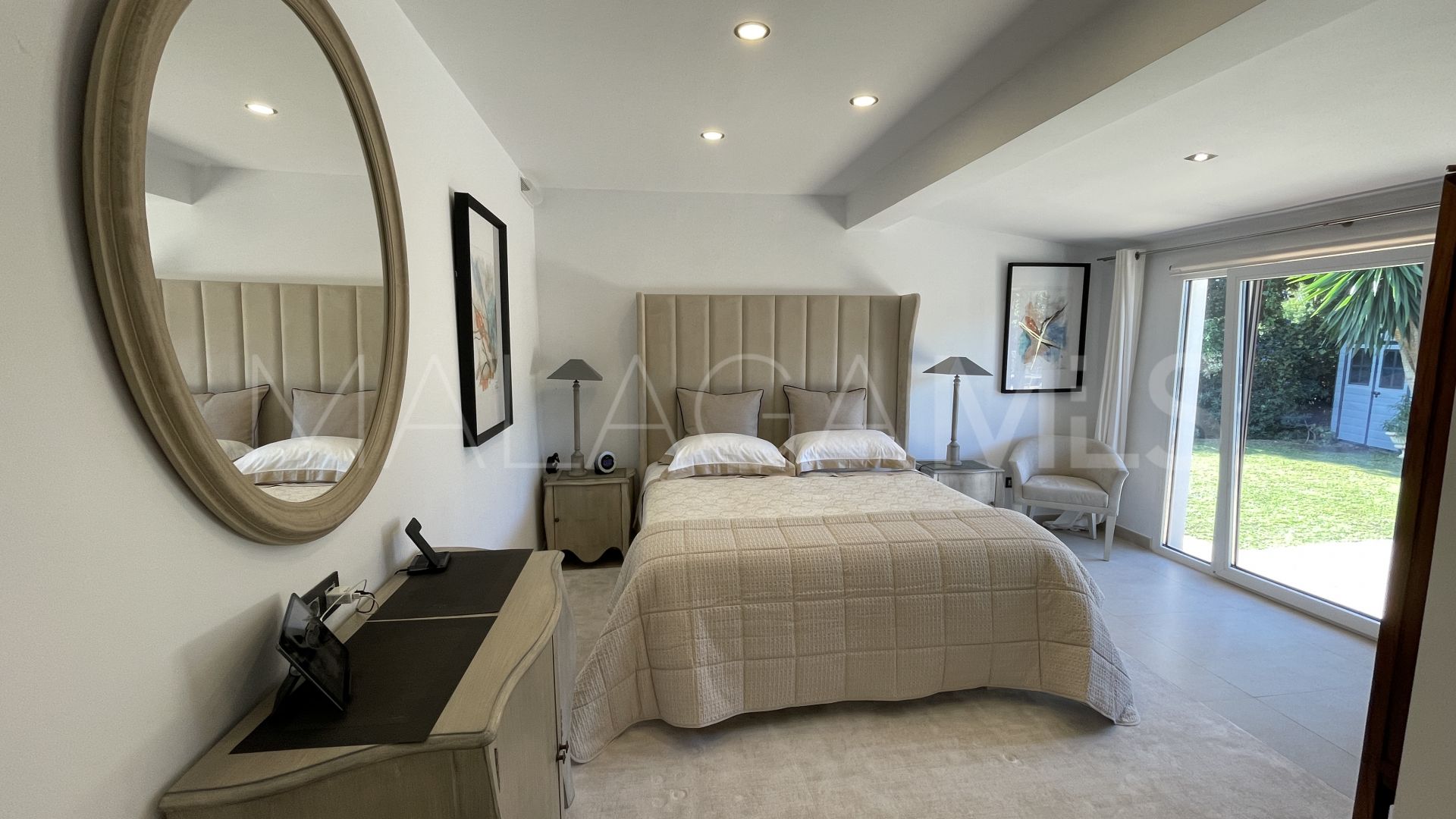 Villa for sale in San Pedro Playa