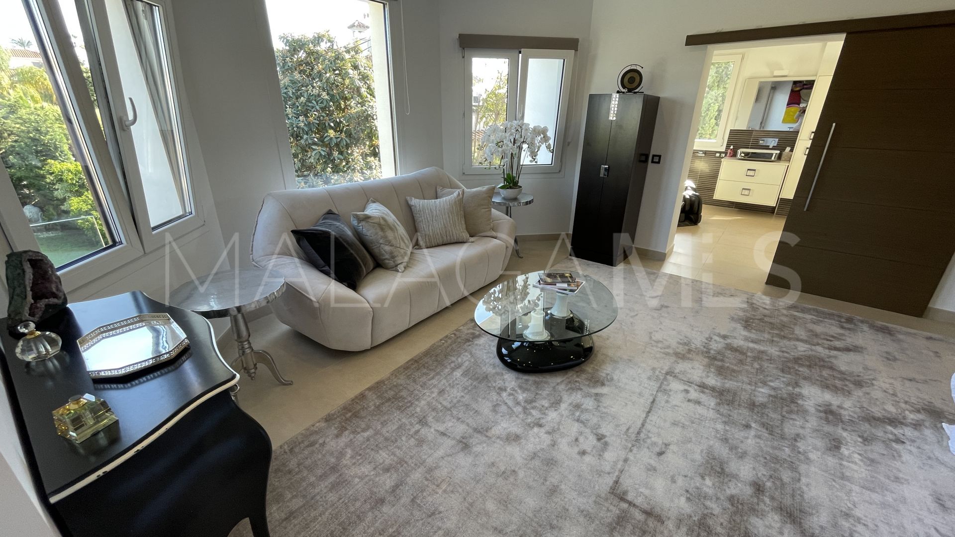 Villa for sale in San Pedro Playa