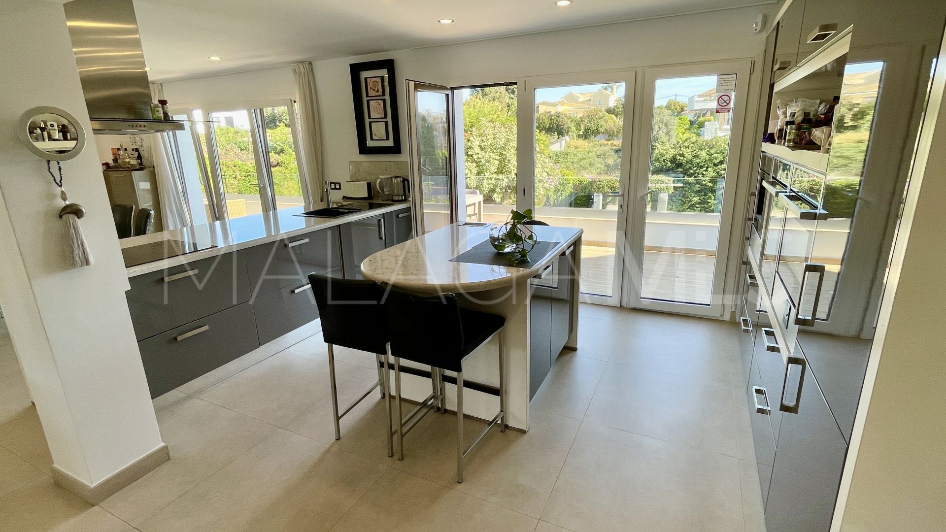 Villa for sale in San Pedro Playa