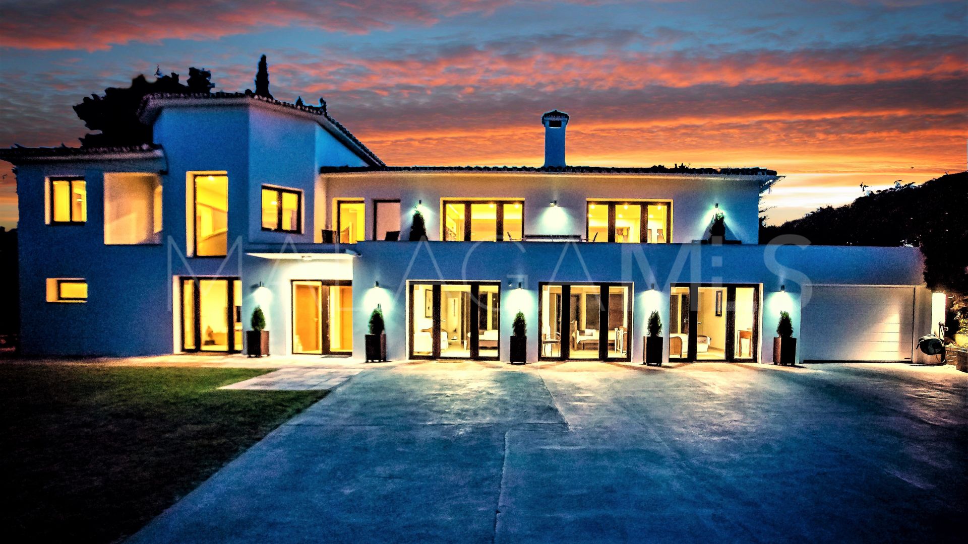 Villa for sale in San Pedro Playa