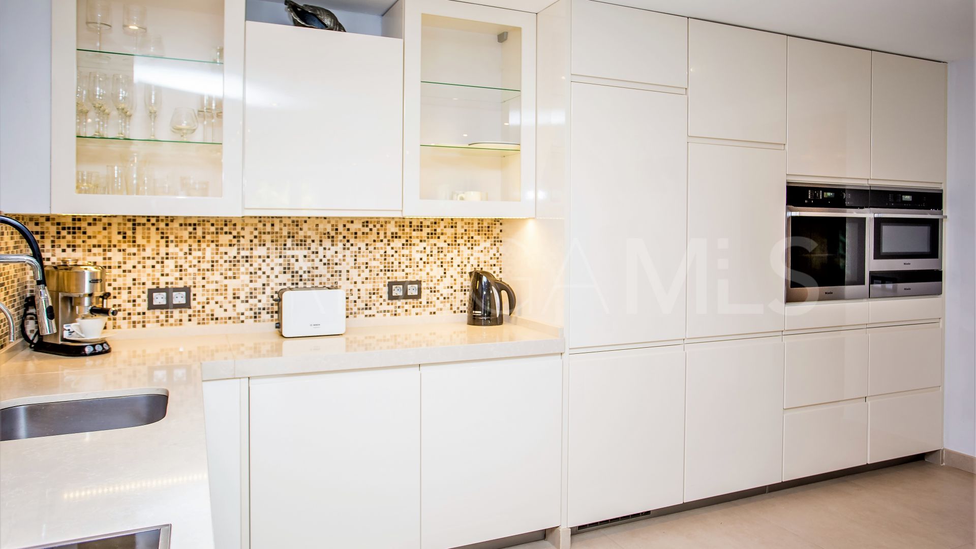 Villa for sale in San Pedro Playa
