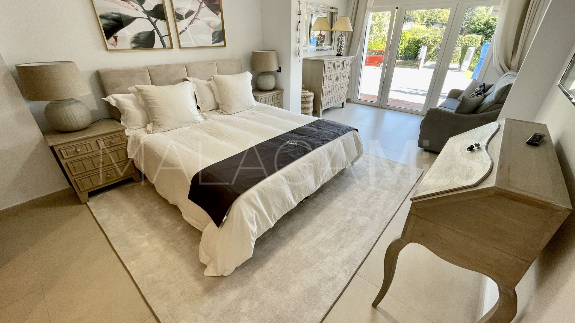 Villa for sale in San Pedro Playa