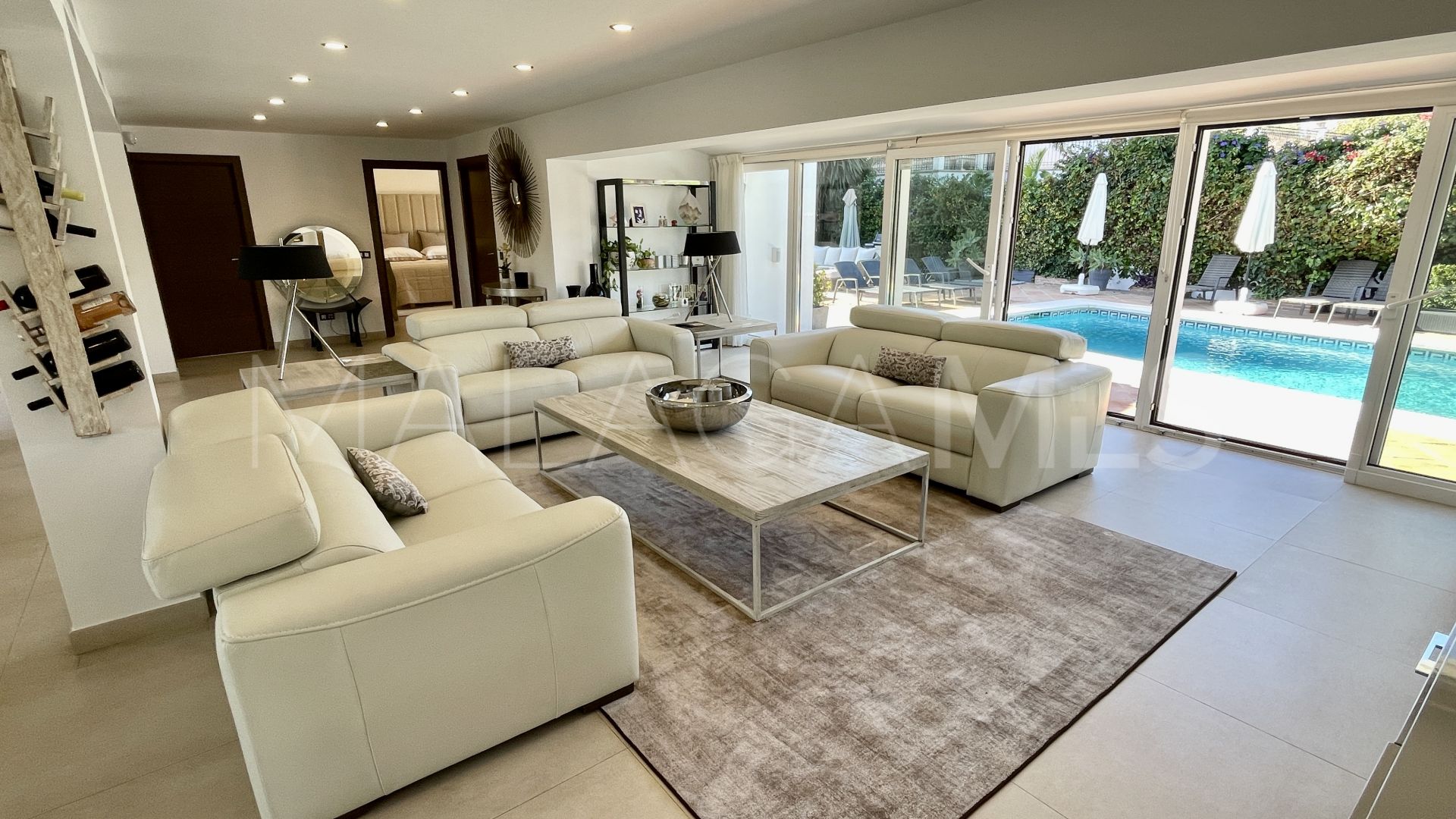 Villa for sale in San Pedro Playa