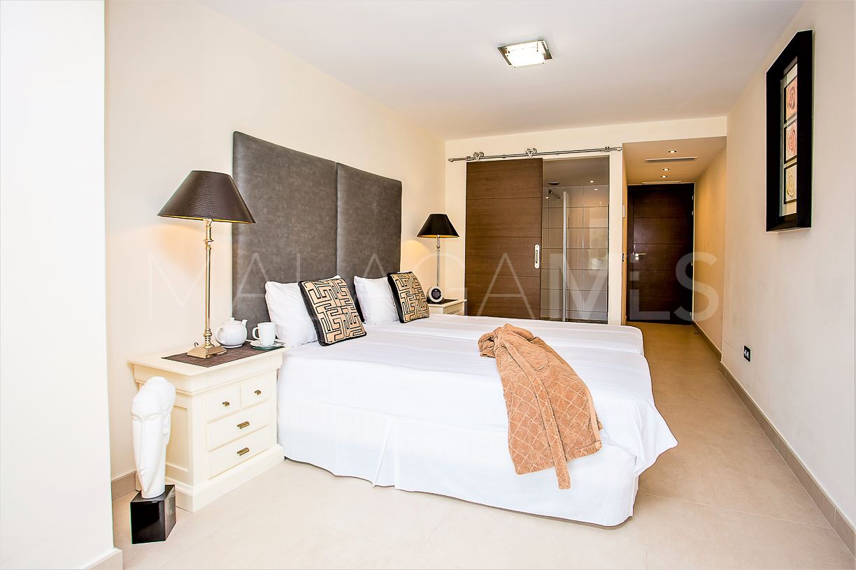 Villa for sale in San Pedro Playa
