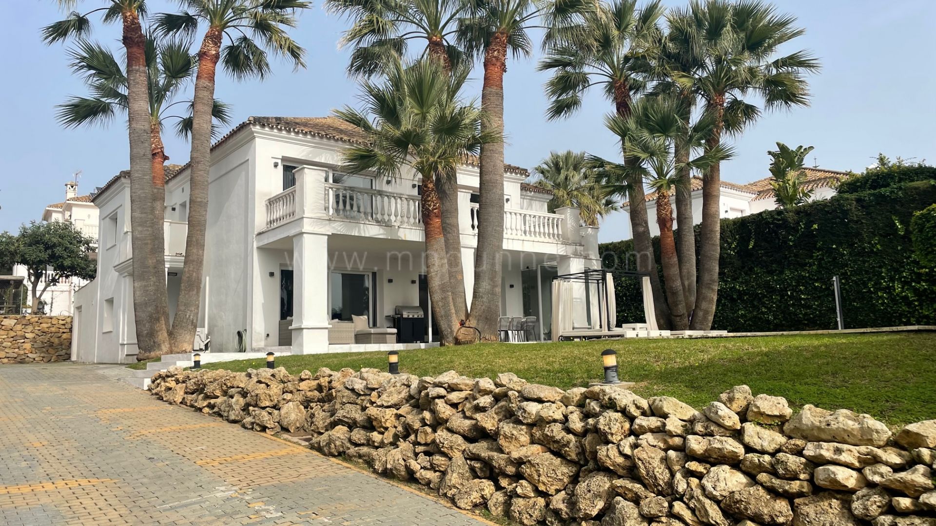 Villa familiar en Parcelas del Golf