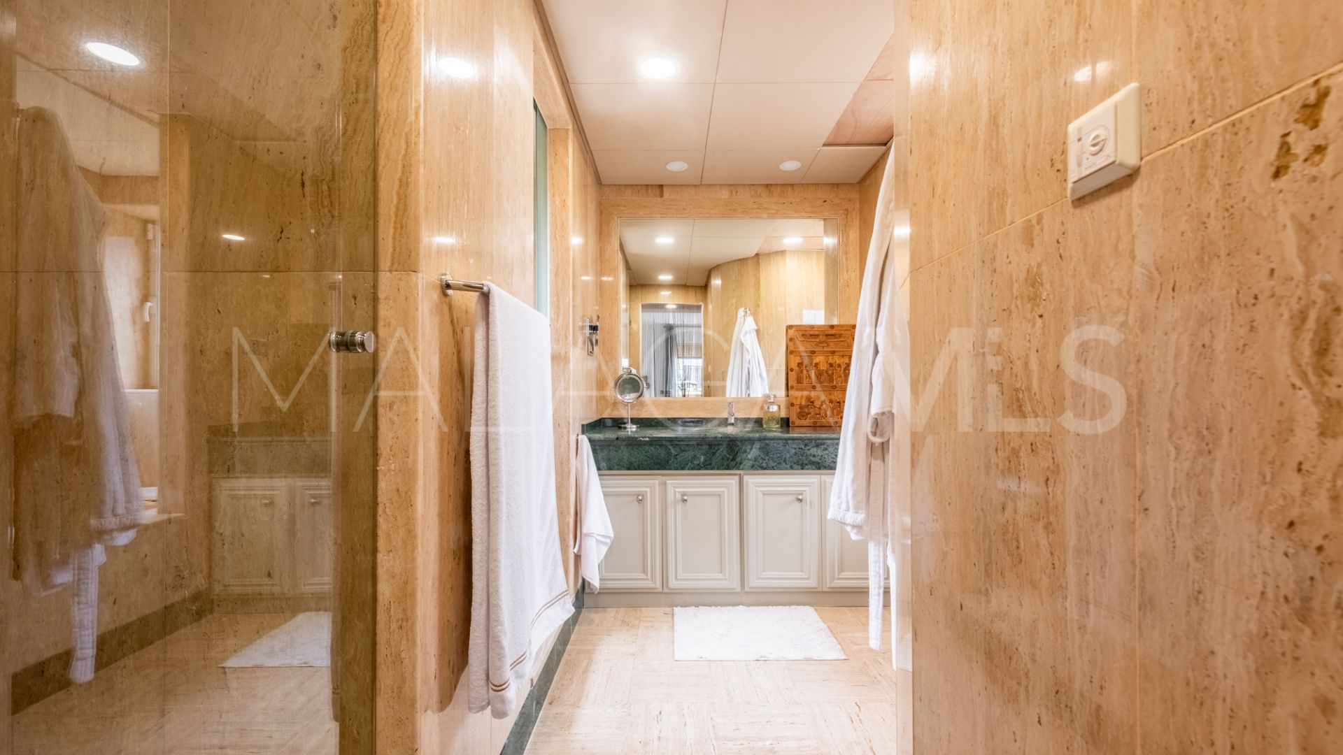 Atico duplex for sale in Condado de Sierra Blanca de 3 bedrooms