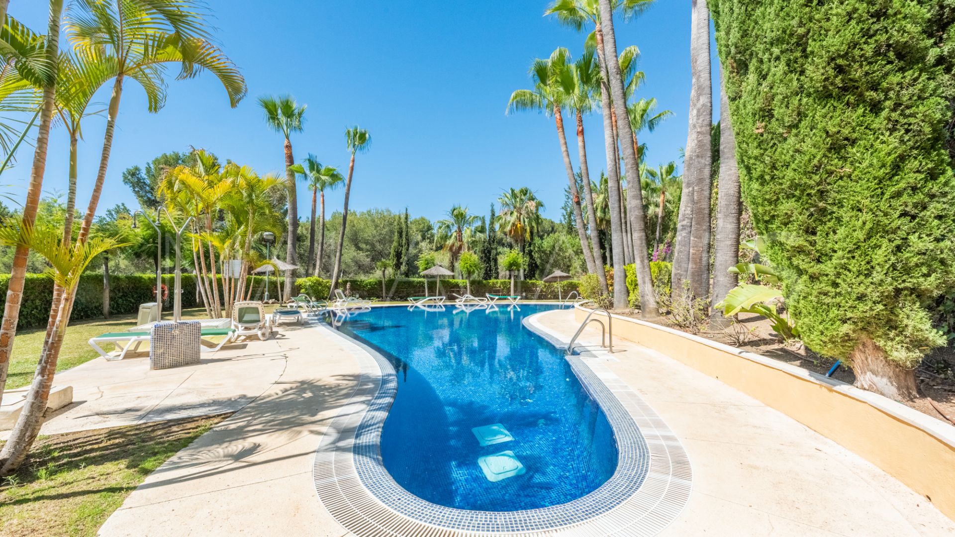 Atico duplex for sale in Condado de Sierra Blanca de 3 bedrooms