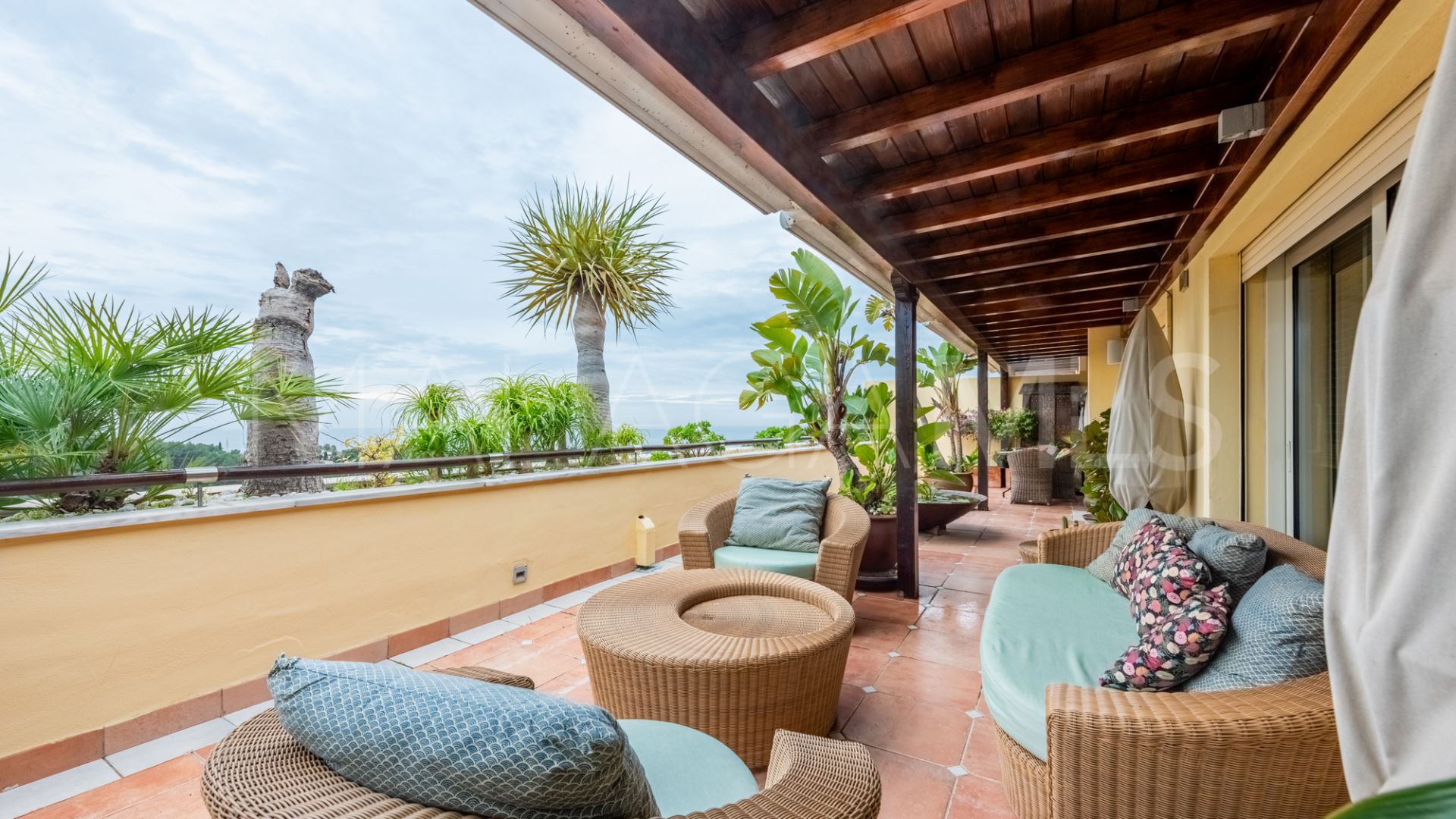 Atico duplex for sale in Condado de Sierra Blanca de 3 bedrooms