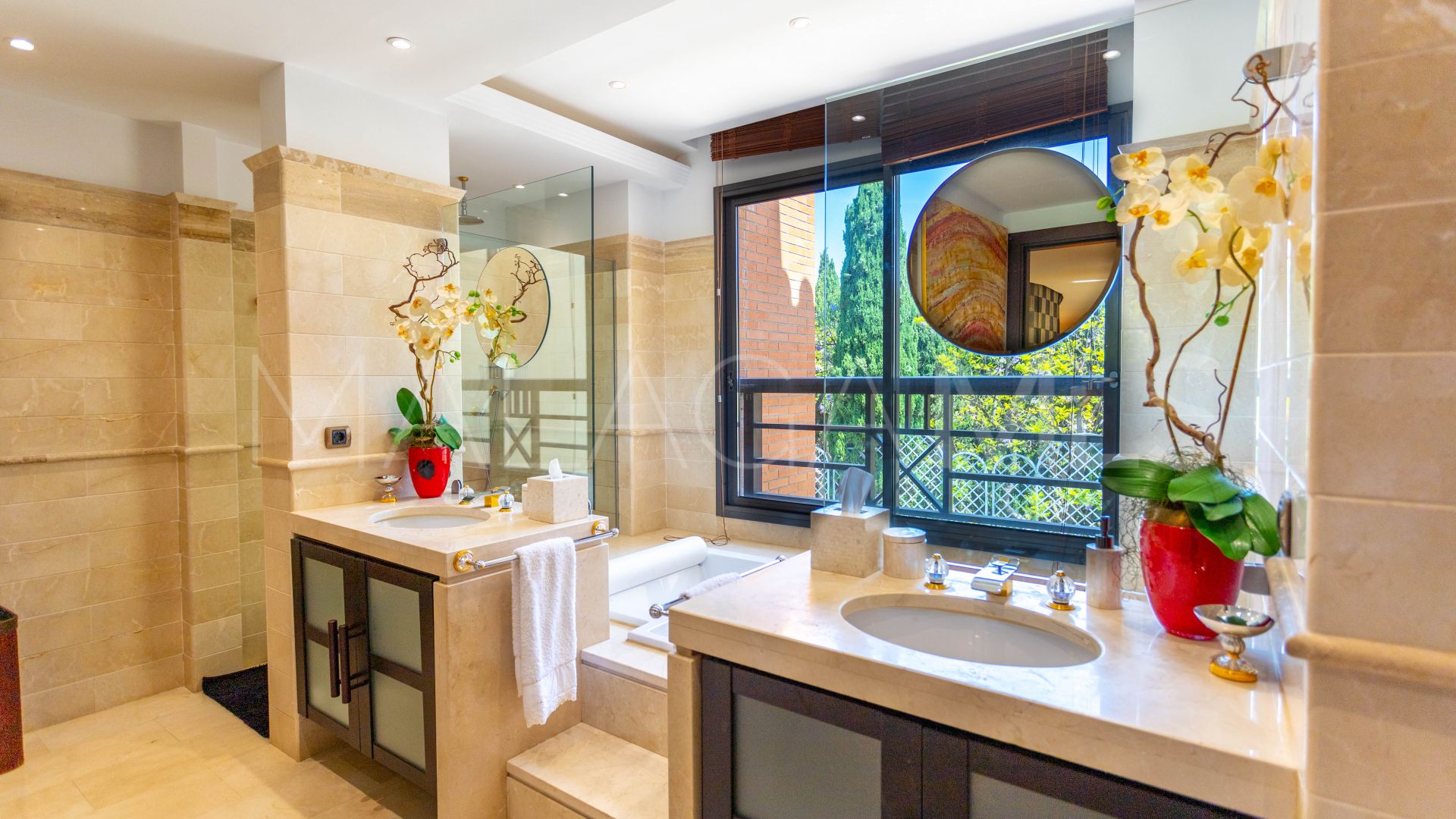Appartement for sale in Laguna de Banus