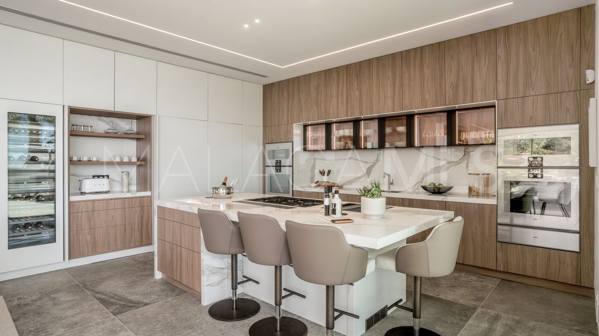 The Hills 6 bedrooms villa for sale