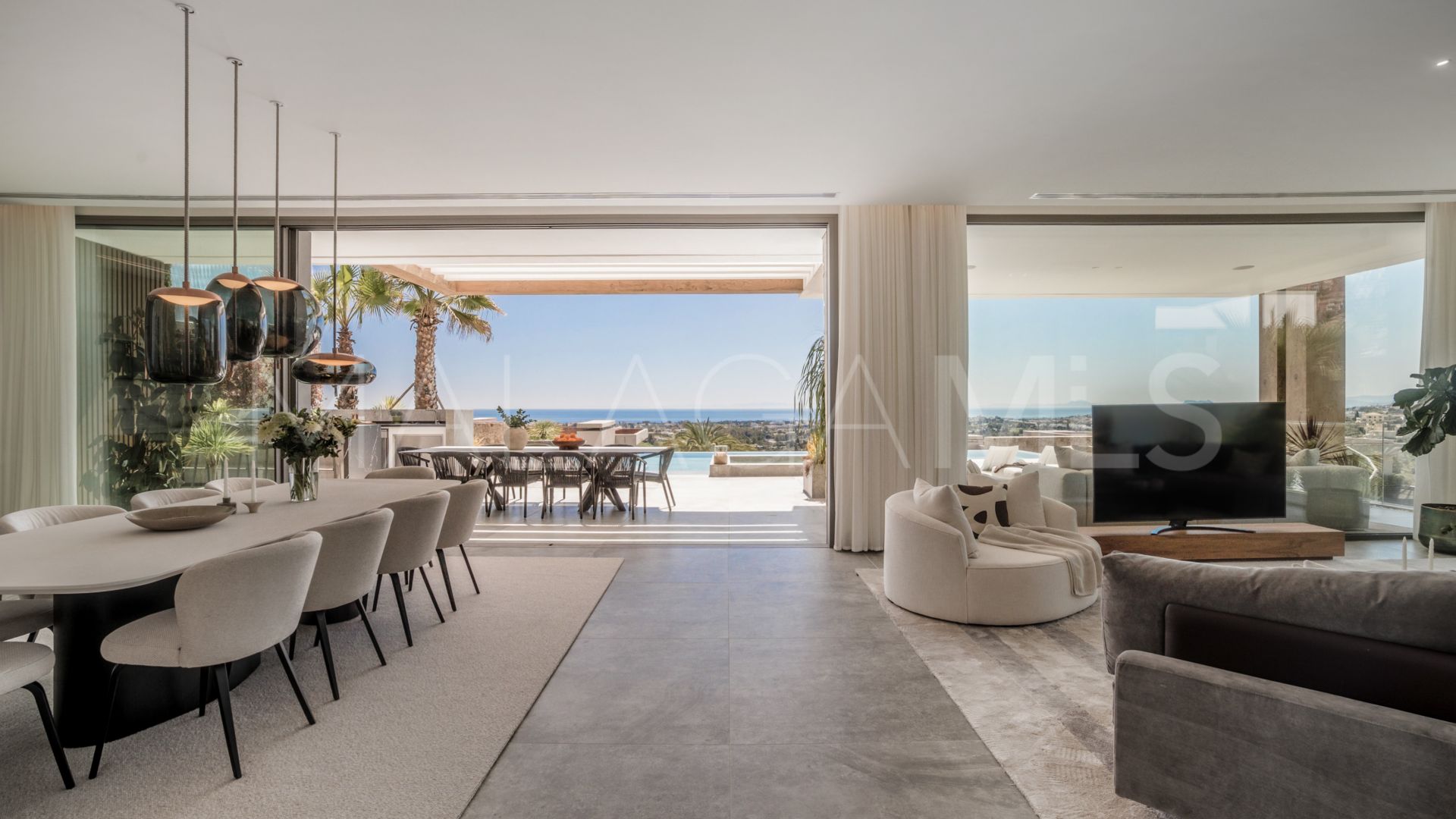 The Hills 6 bedrooms villa for sale