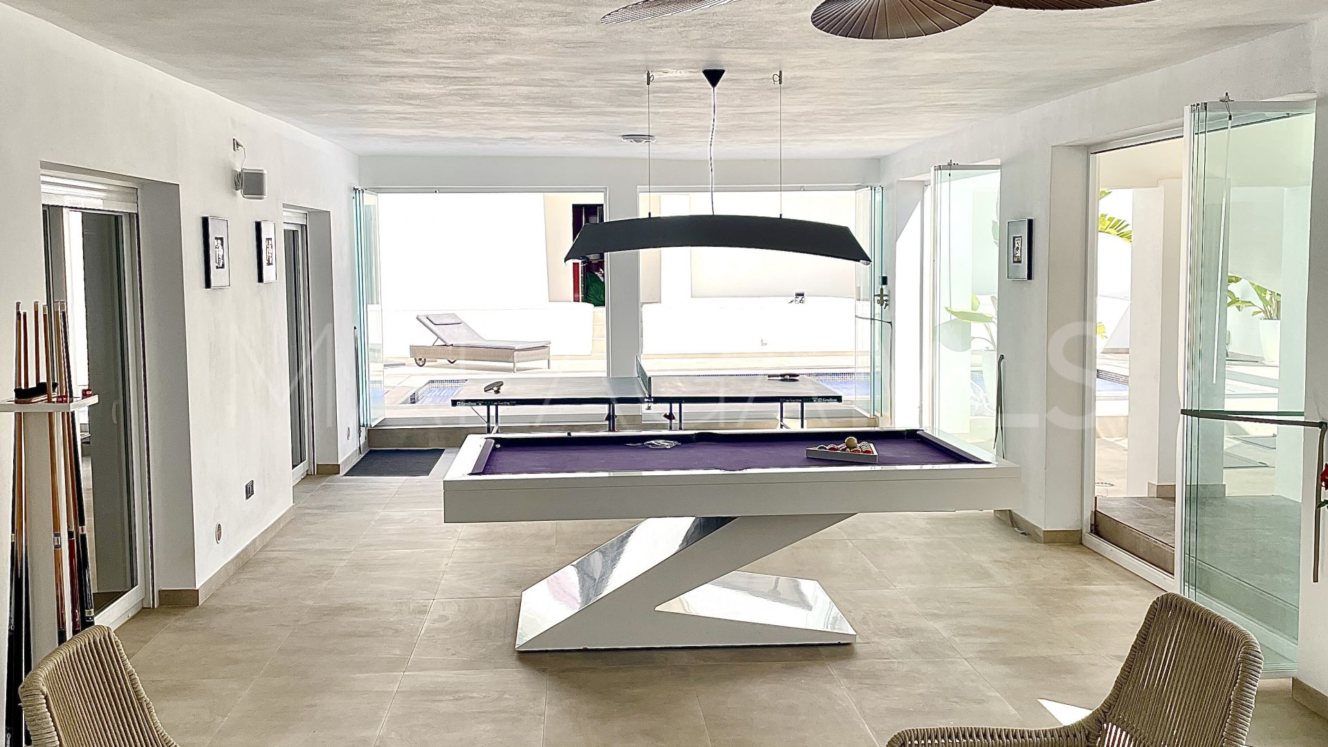 Villa for sale in Atalaya Golf