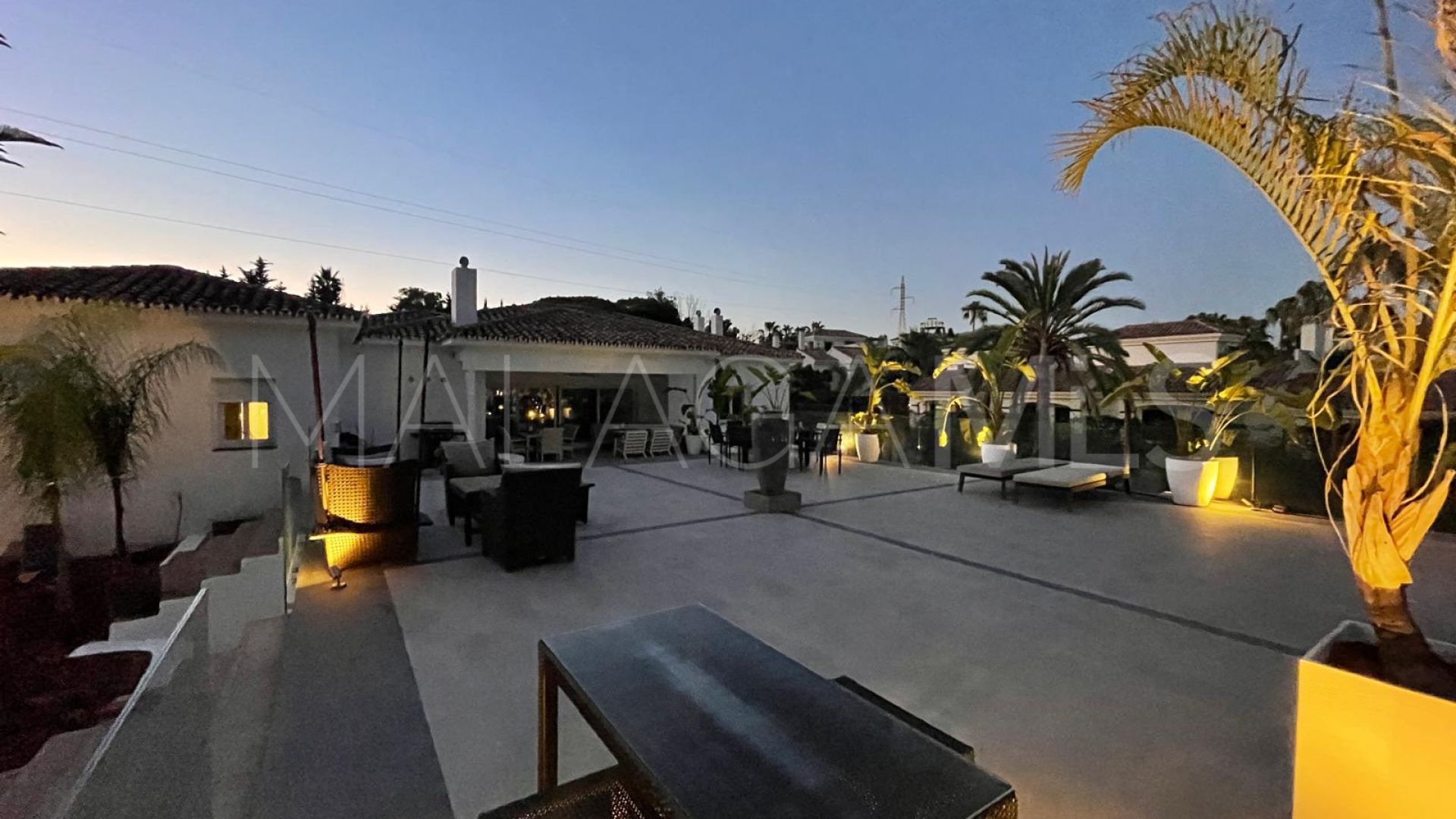 Villa for sale in Atalaya Golf