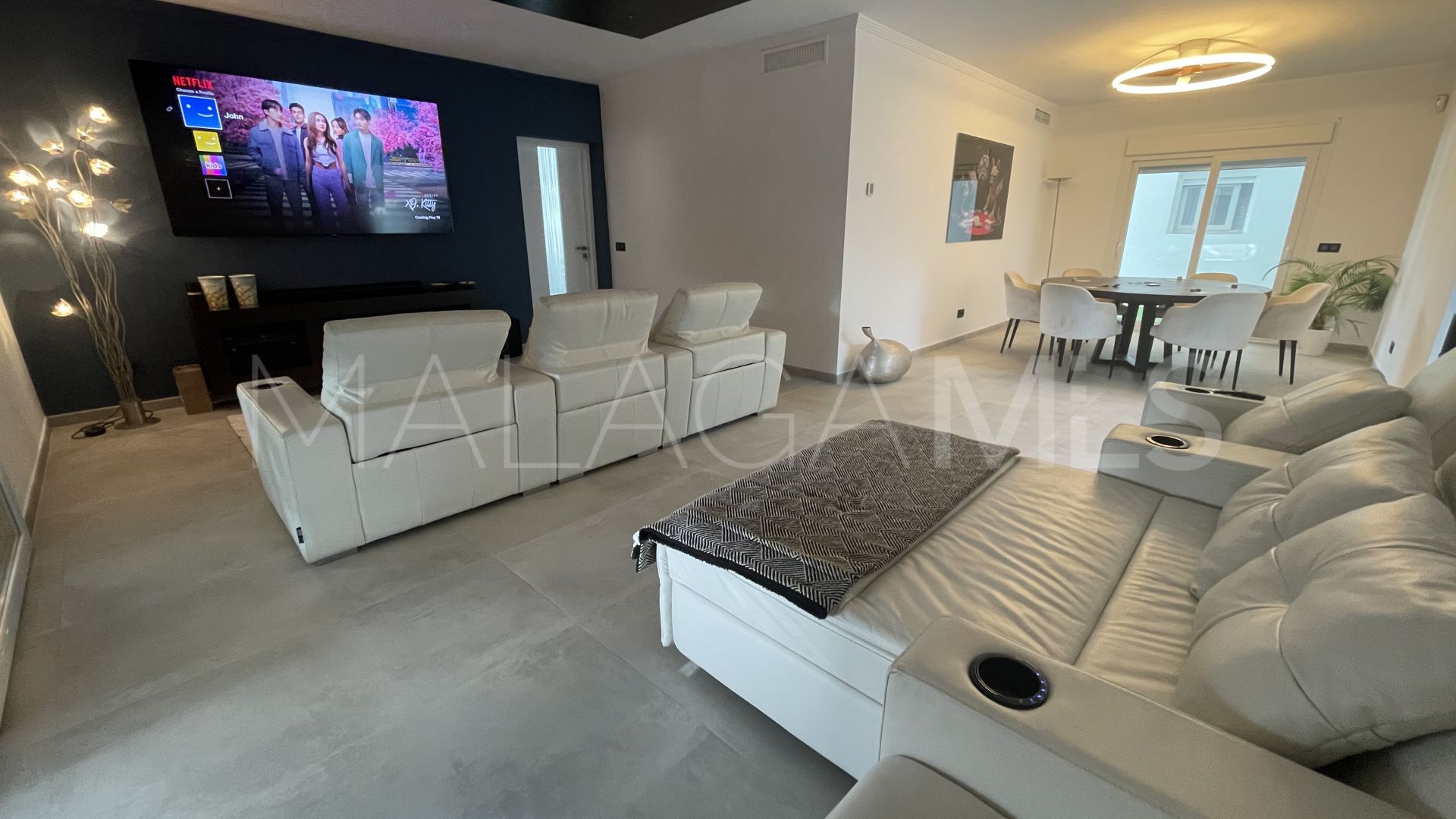 Villa for sale in Atalaya Golf