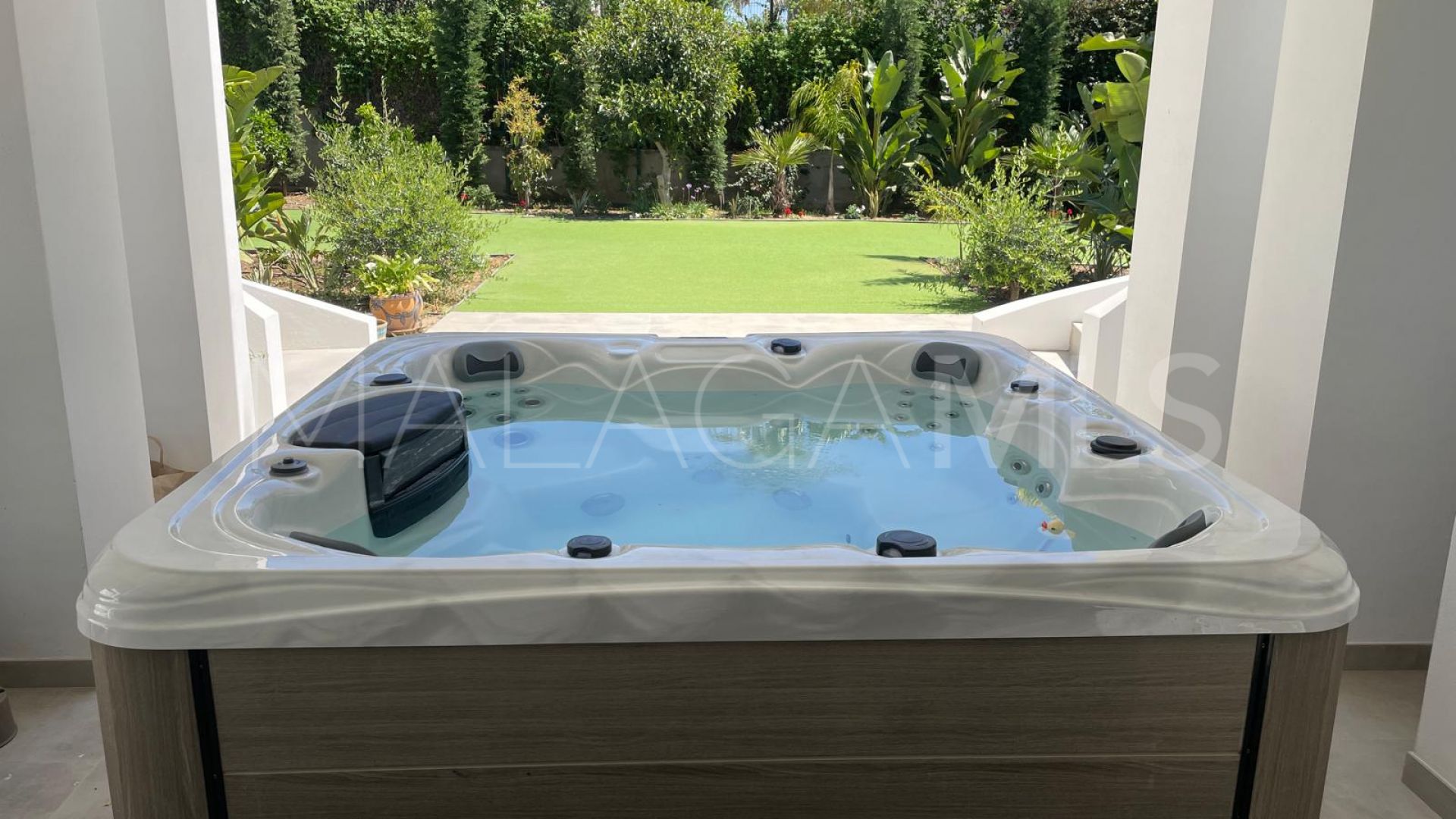 Villa for sale in Atalaya Golf