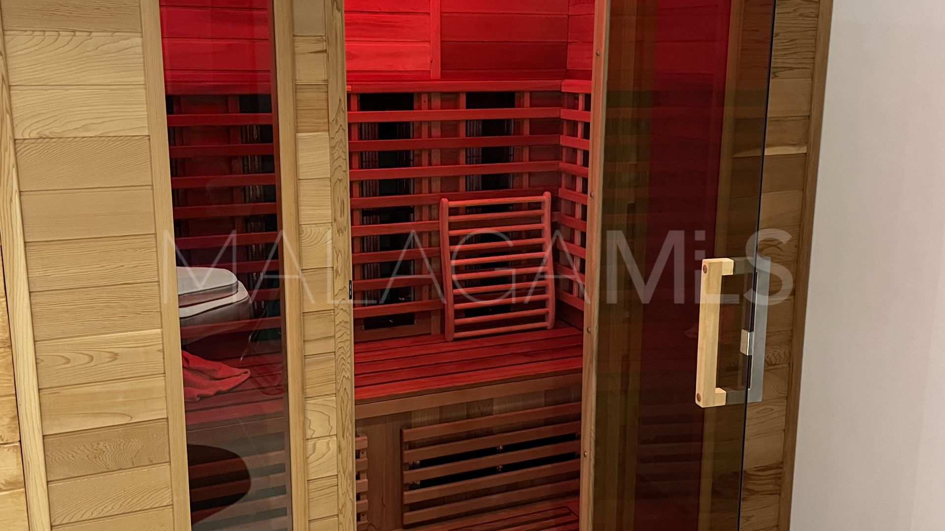 Villa for sale in Atalaya Golf