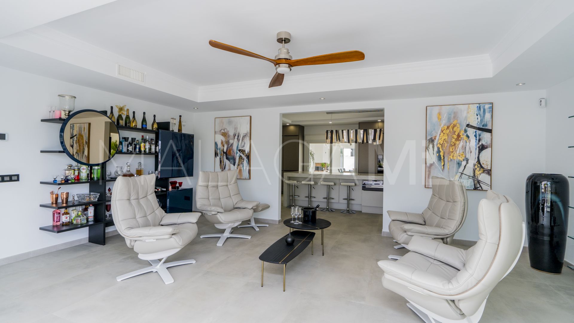 Villa for sale in Atalaya Golf