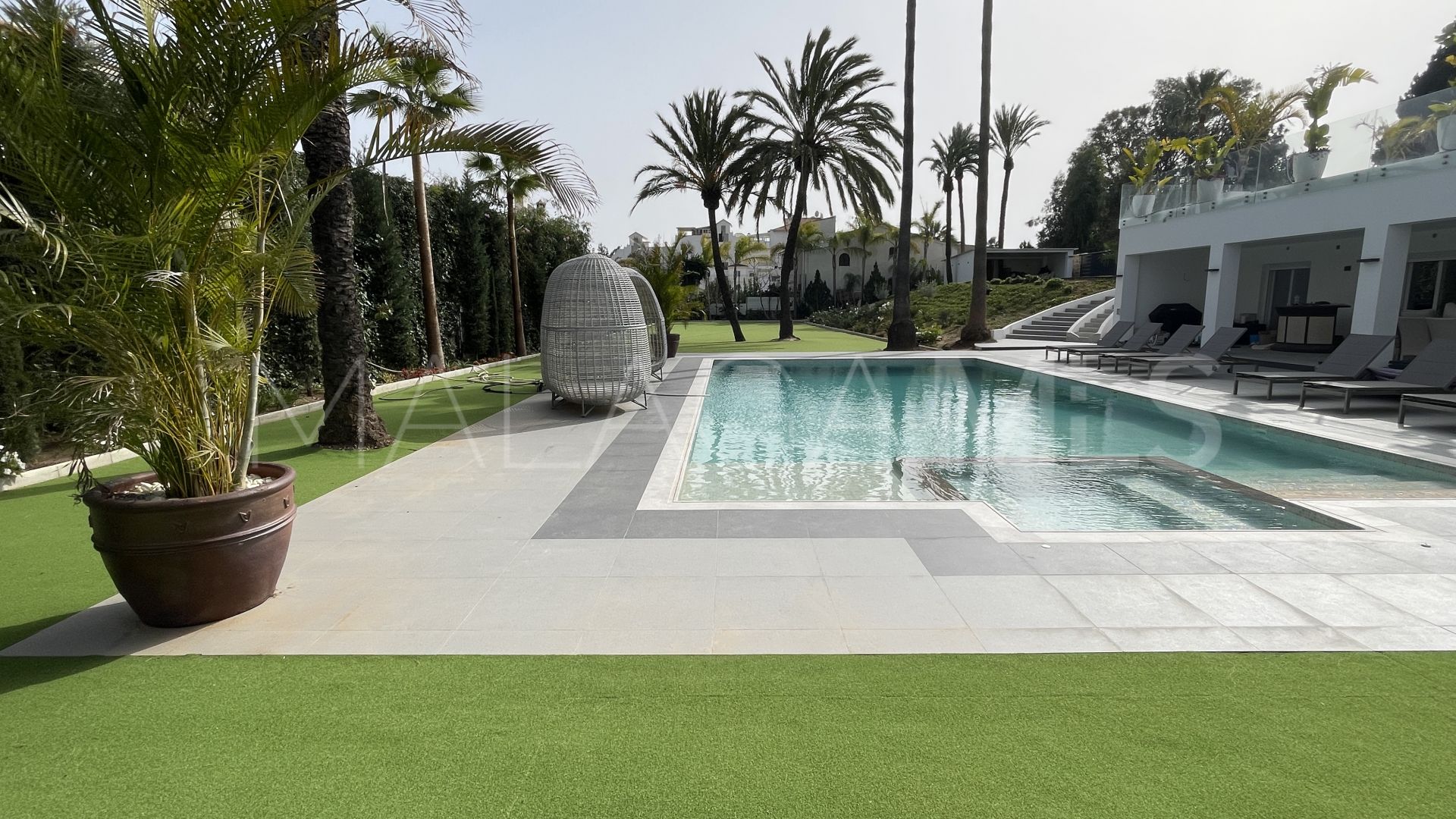 Villa for sale in Atalaya Golf
