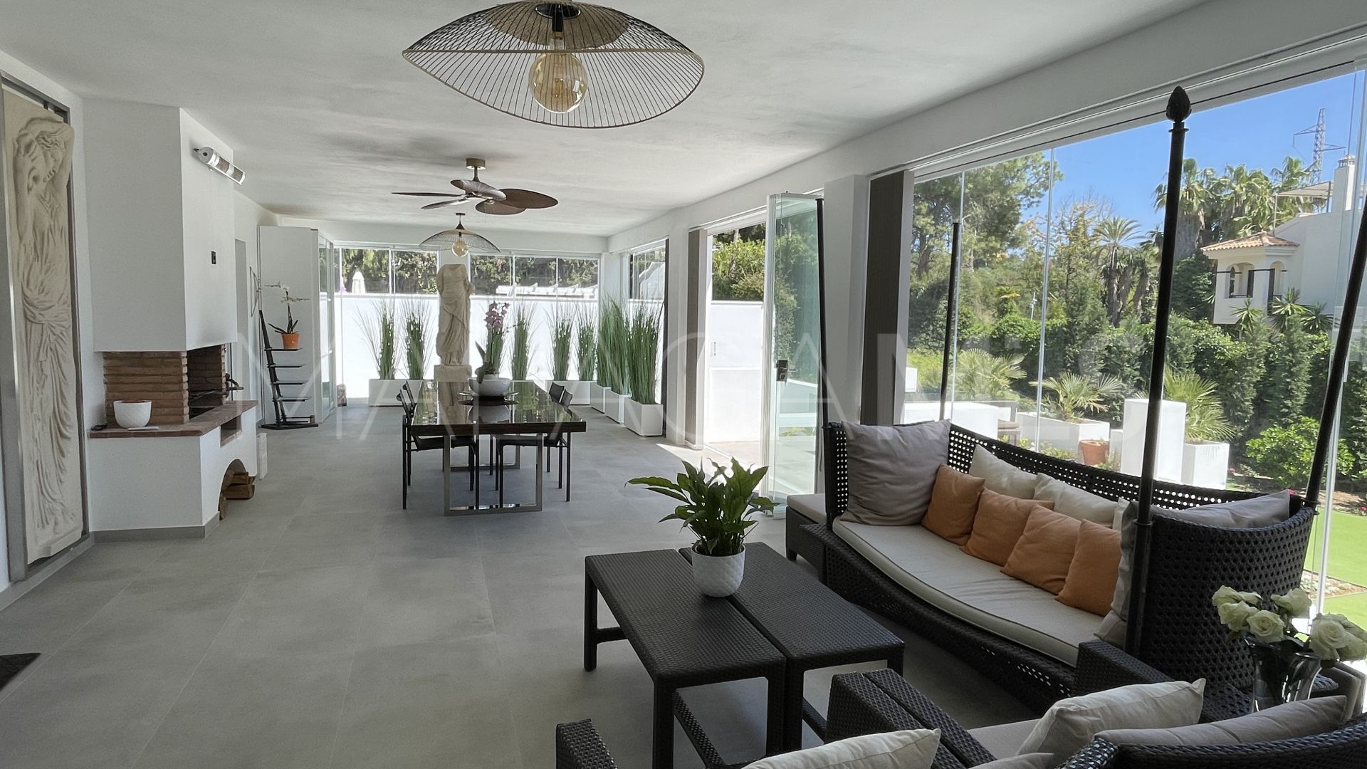 Villa for sale in Atalaya Golf