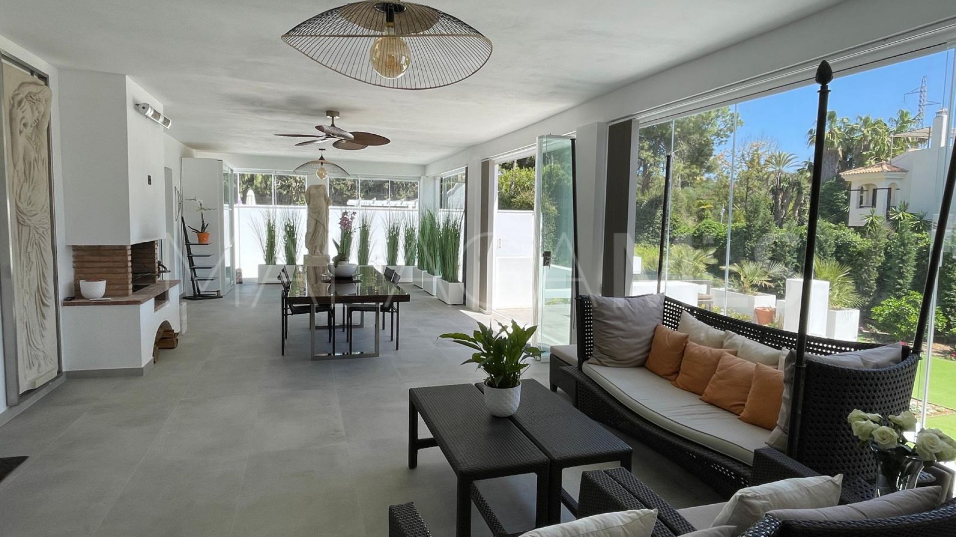 Villa for sale in Atalaya Golf