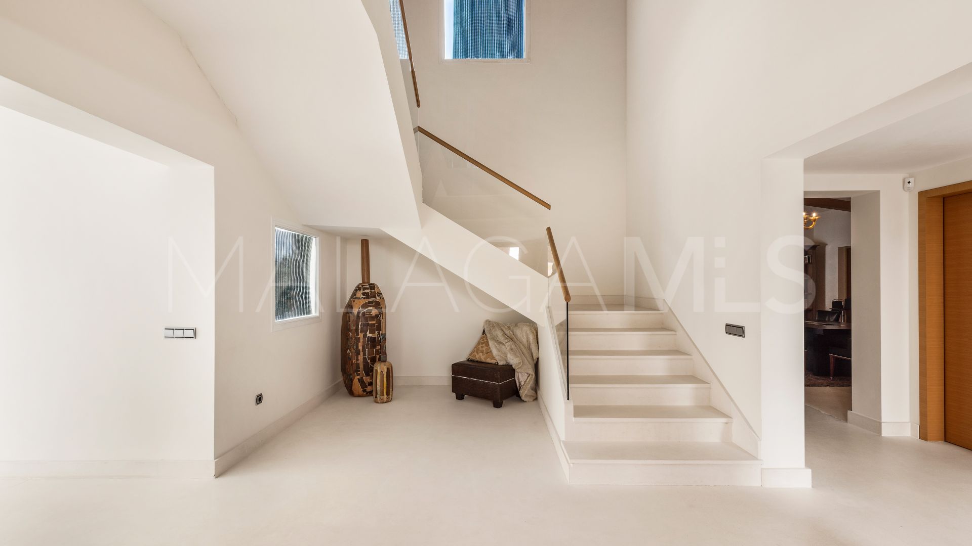 Villa for sale in Guadalmina Alta
