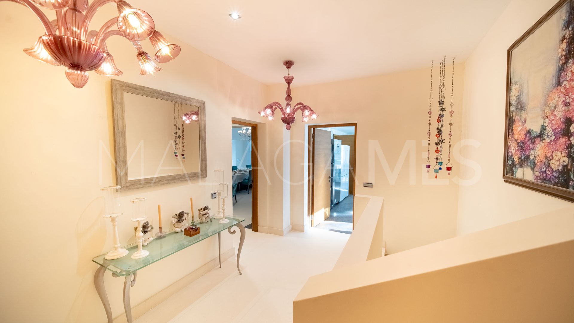 Villa for sale in Guadalmina Alta