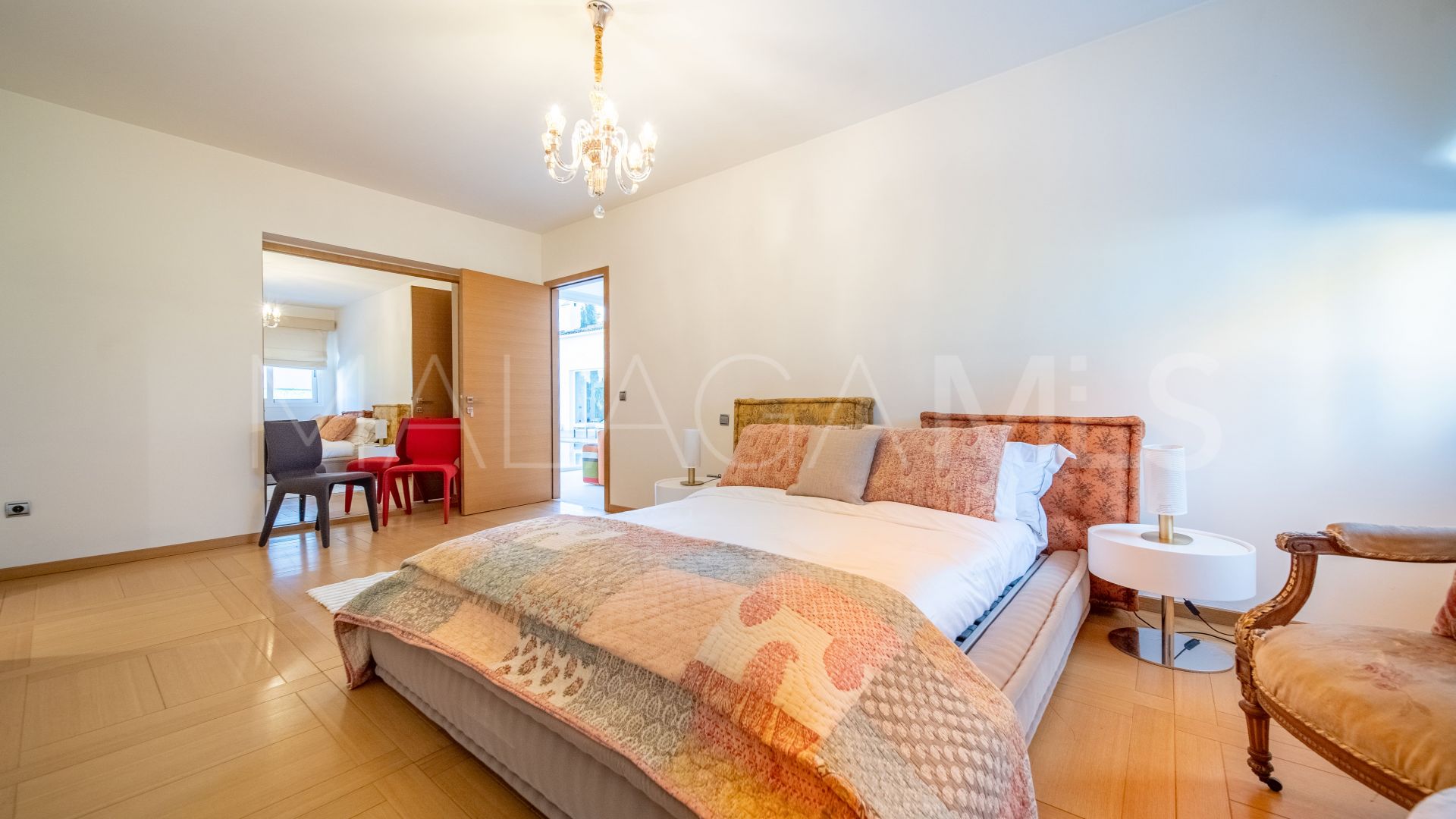 Villa for sale in Guadalmina Alta