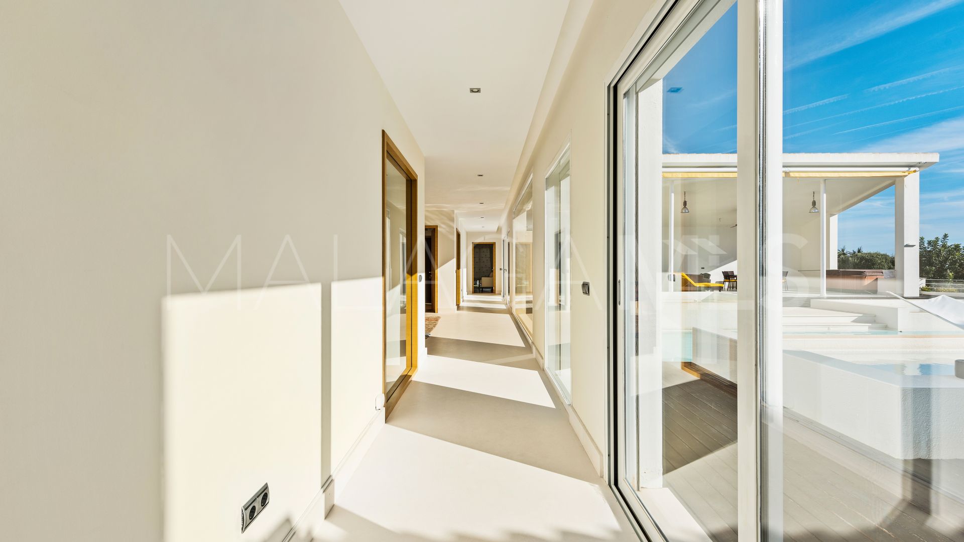 Villa for sale in Guadalmina Alta
