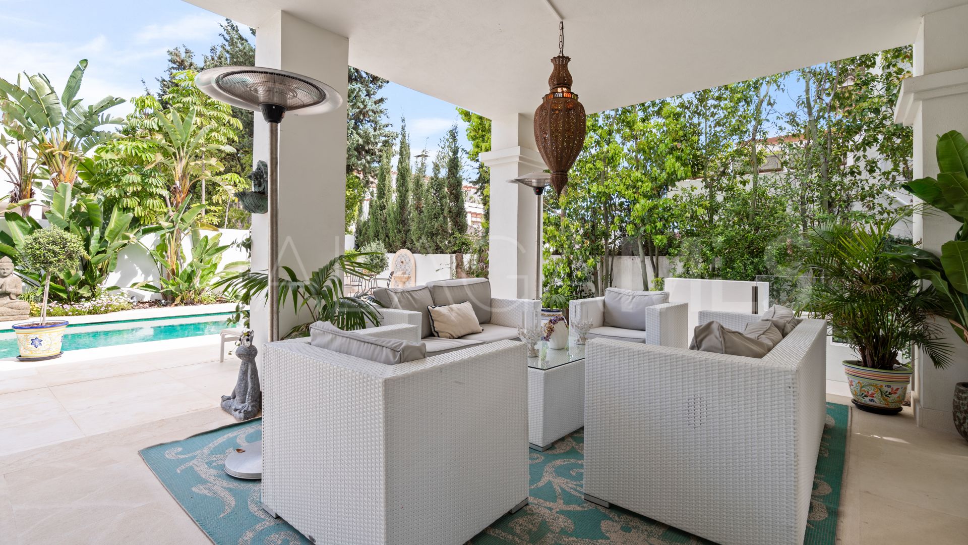 5 bedrooms Cortijo Blanco villa for sale