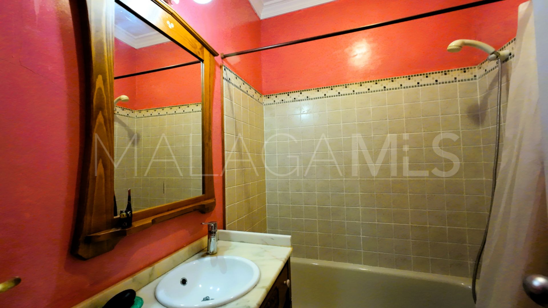 4 bedrooms apartment in Marberia for sale