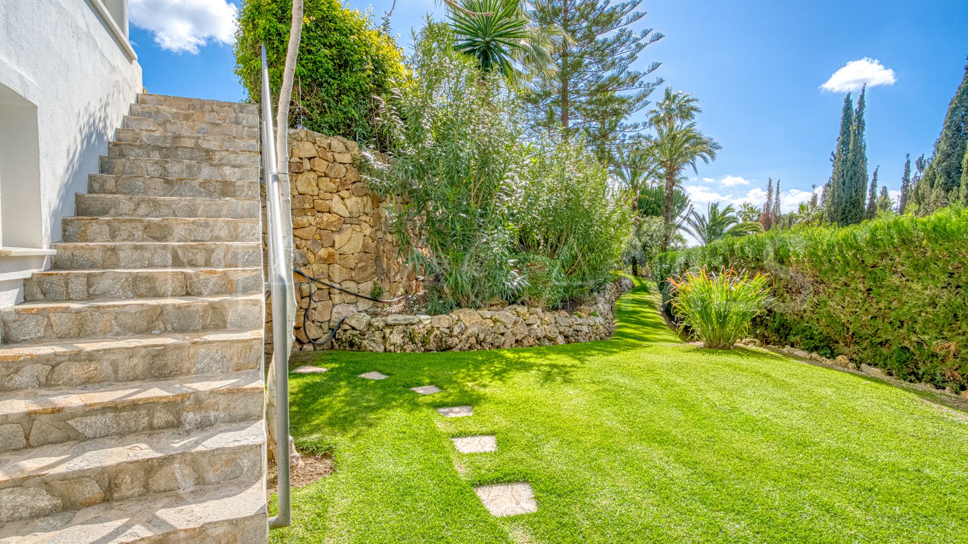 Villa for sale in Hacienda las Chapas