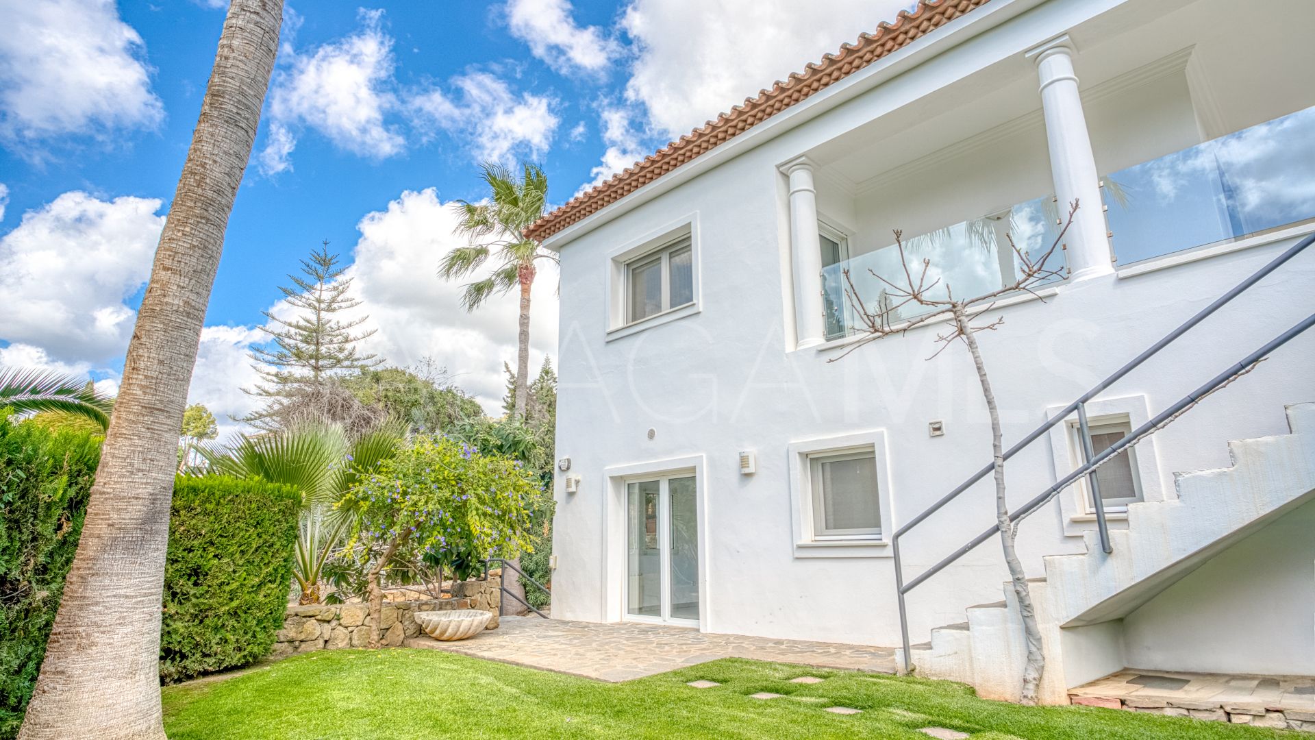 Villa for sale in Hacienda las Chapas