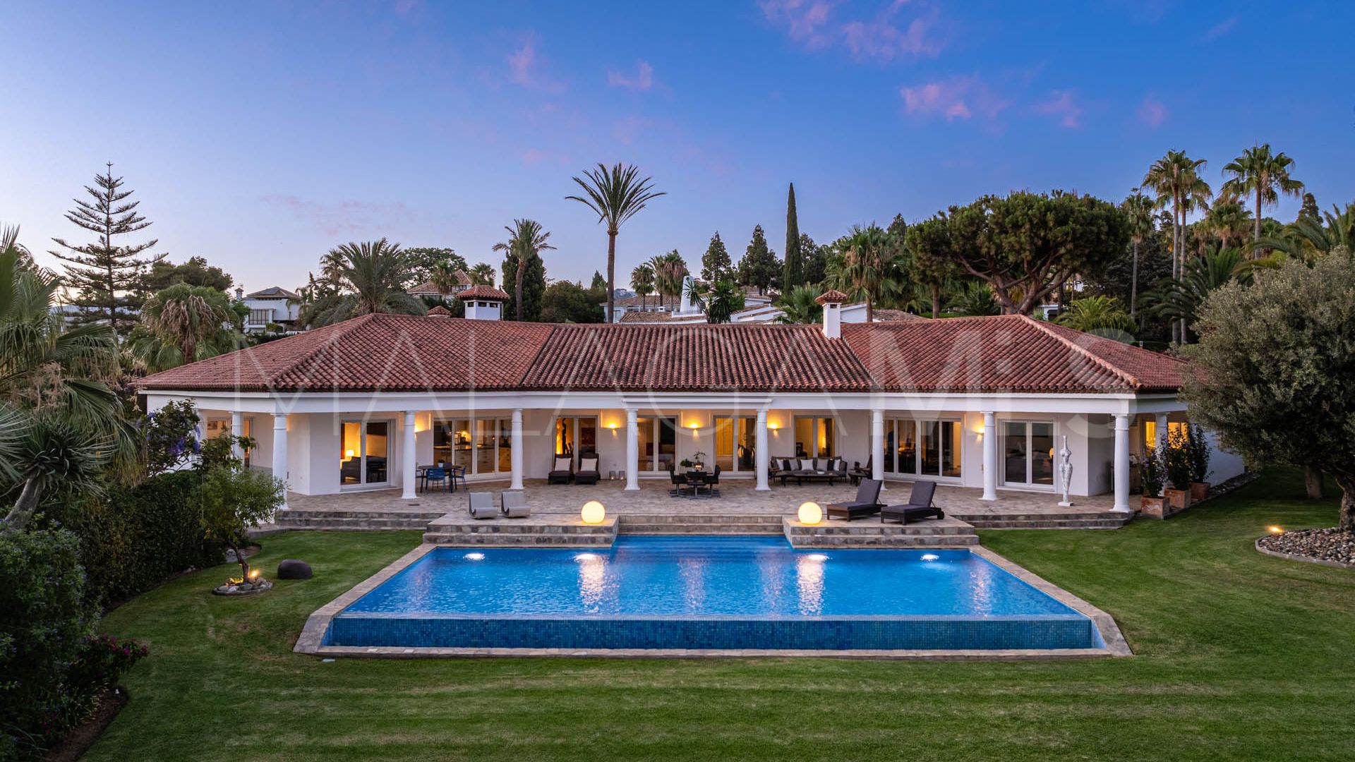 Villa for sale in Hacienda las Chapas