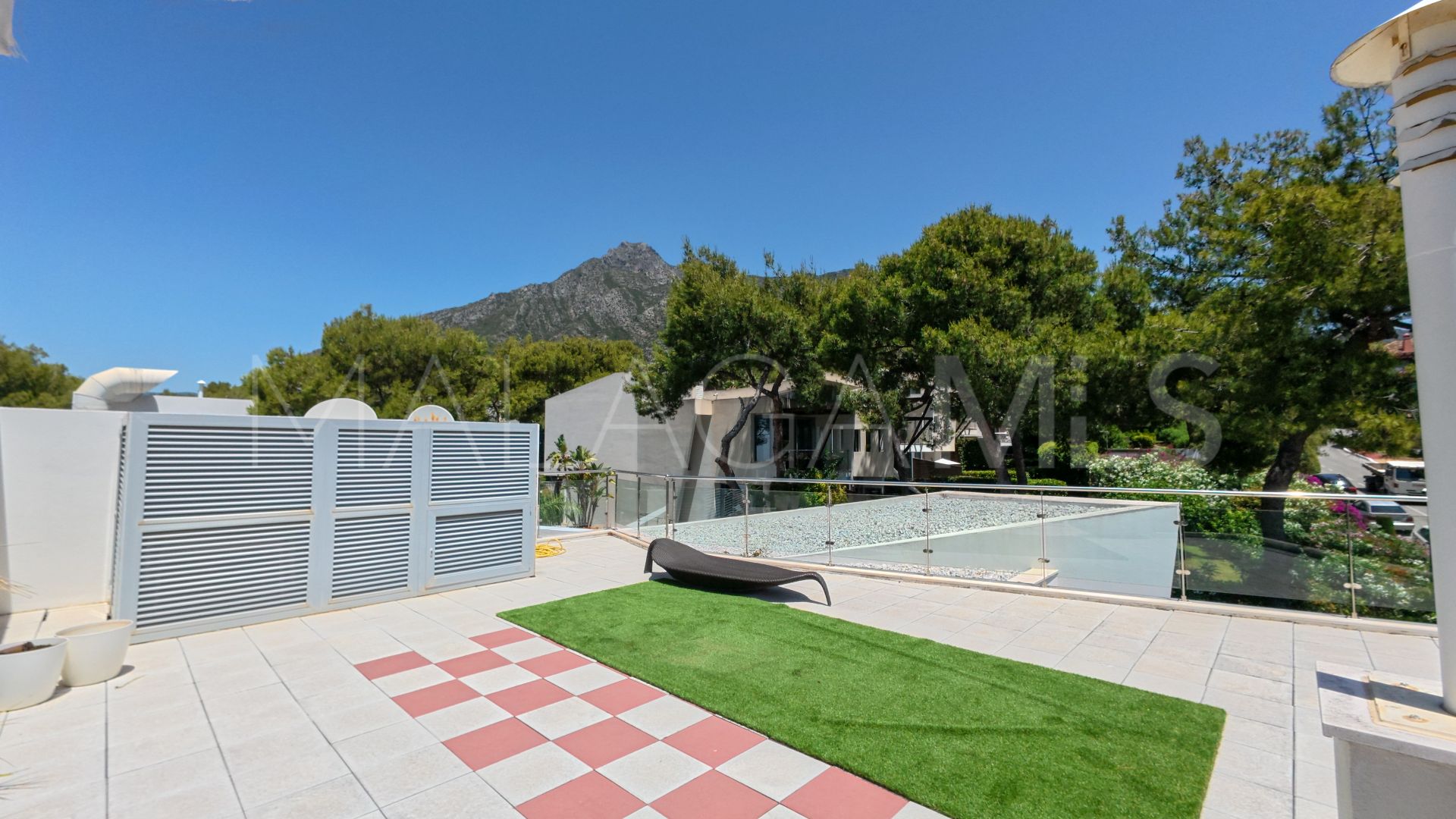 Parhus for sale in Meisho Hills