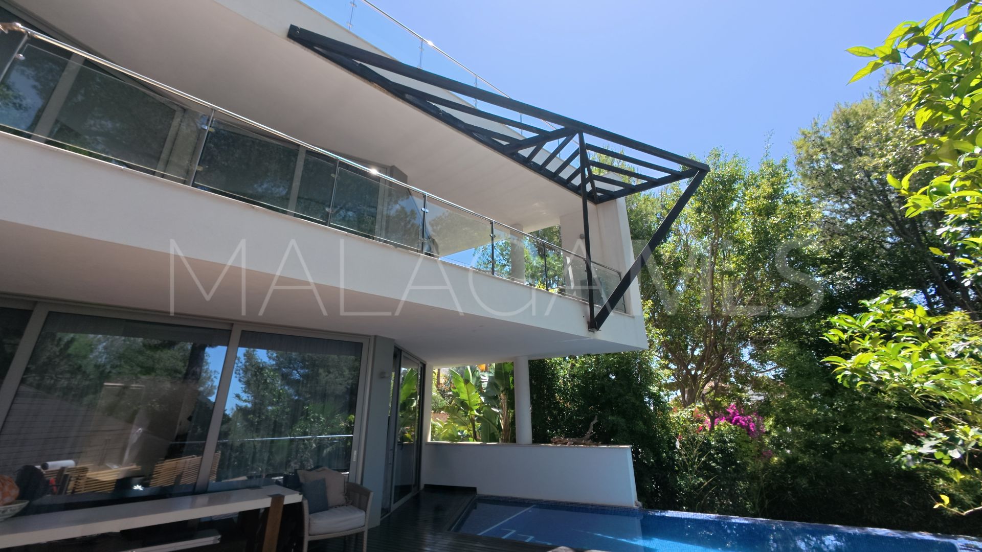 Parhus for sale in Meisho Hills