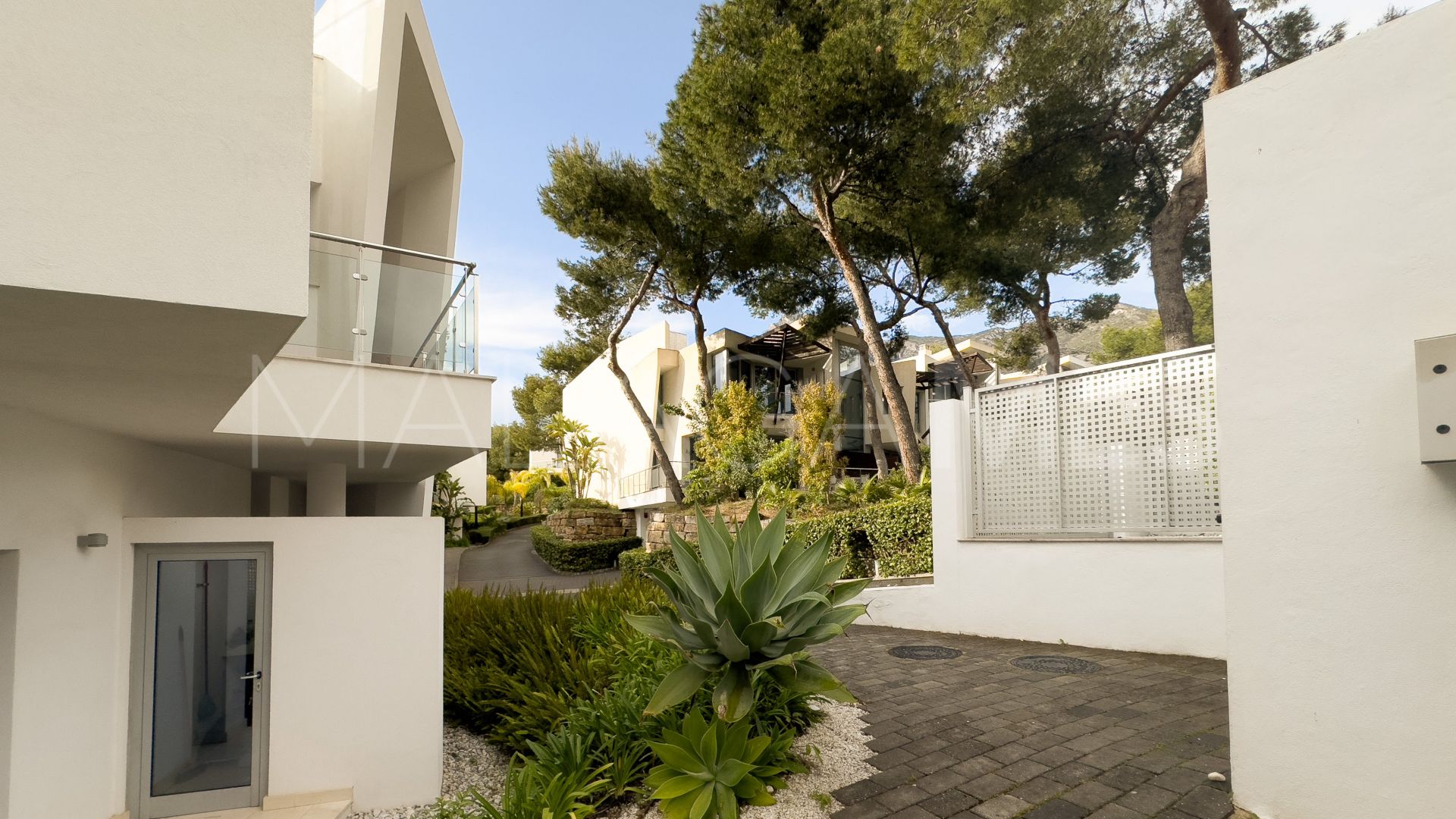 Semi detached house in Meisho Hills for sale