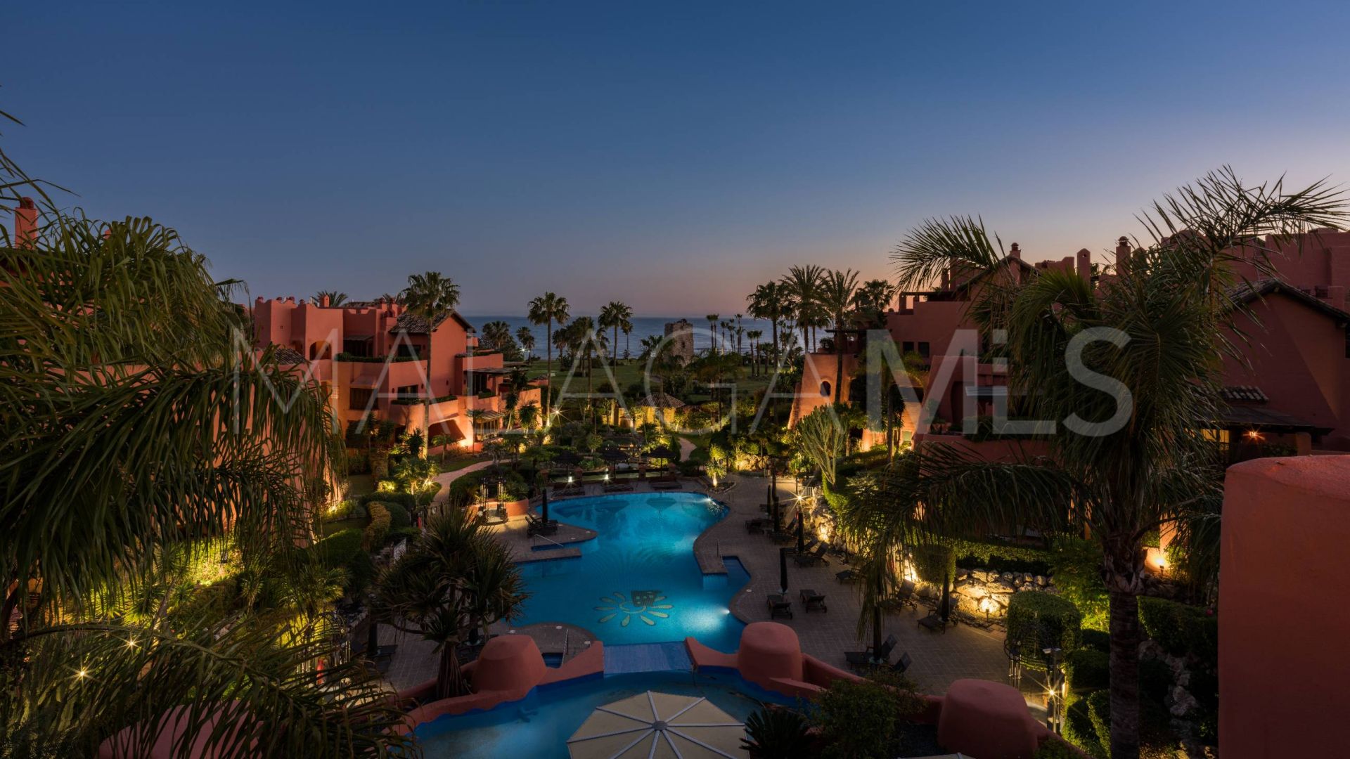 Duplex penthouse for sale in Torre Bermeja