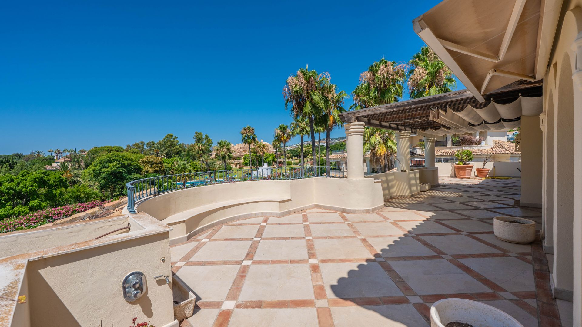 Ático Dúplex de Lujo en Las Alamandas, Nueva Andalucía