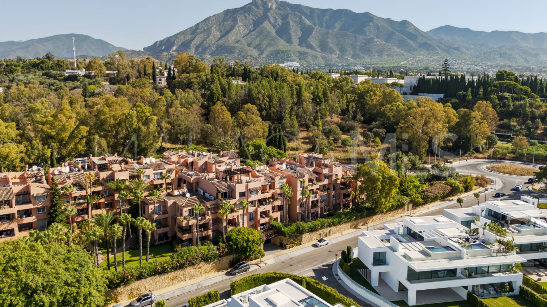 For sale apartment in Oasis de Marbella
