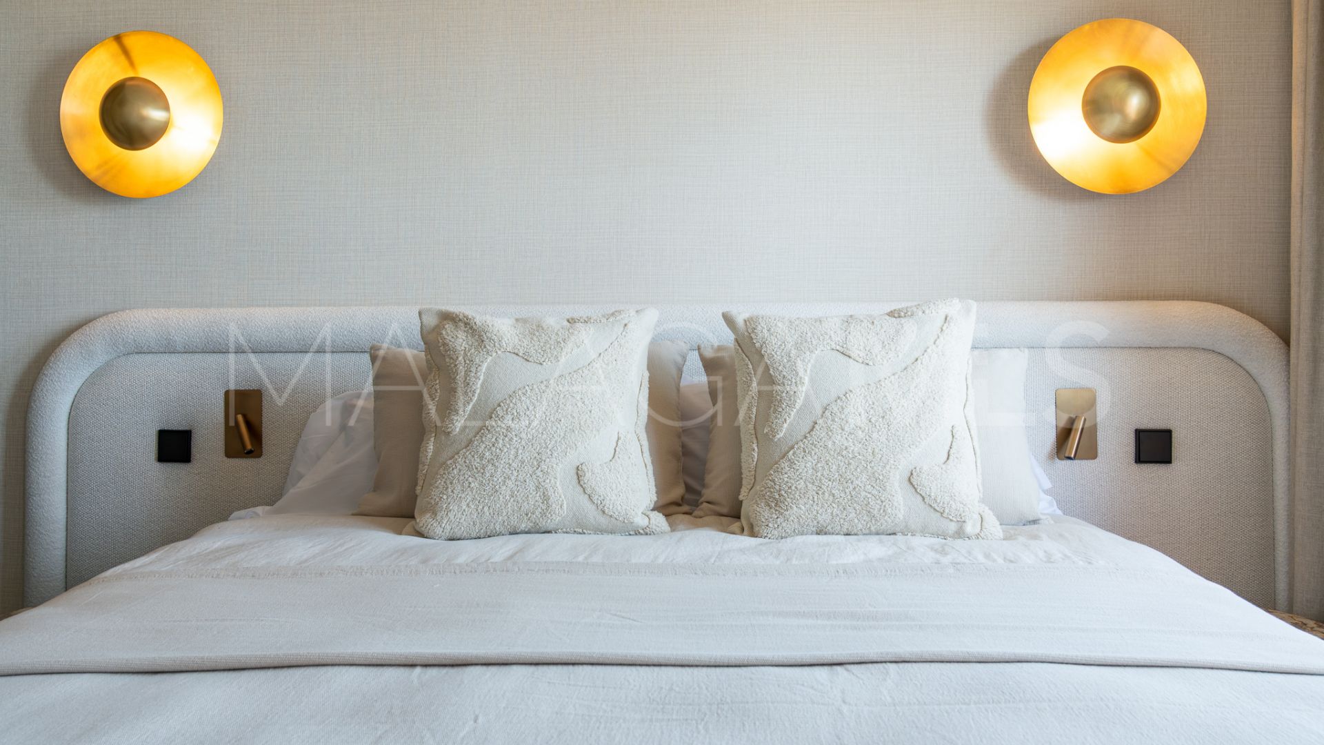 For sale apartment in Oasis de Marbella