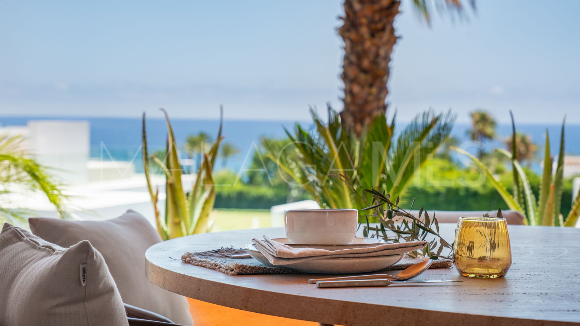 For sale apartment in Oasis de Marbella