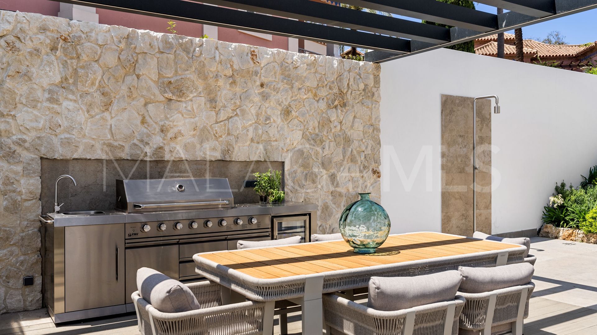 6 bedrooms villa for sale in Los Flamingos