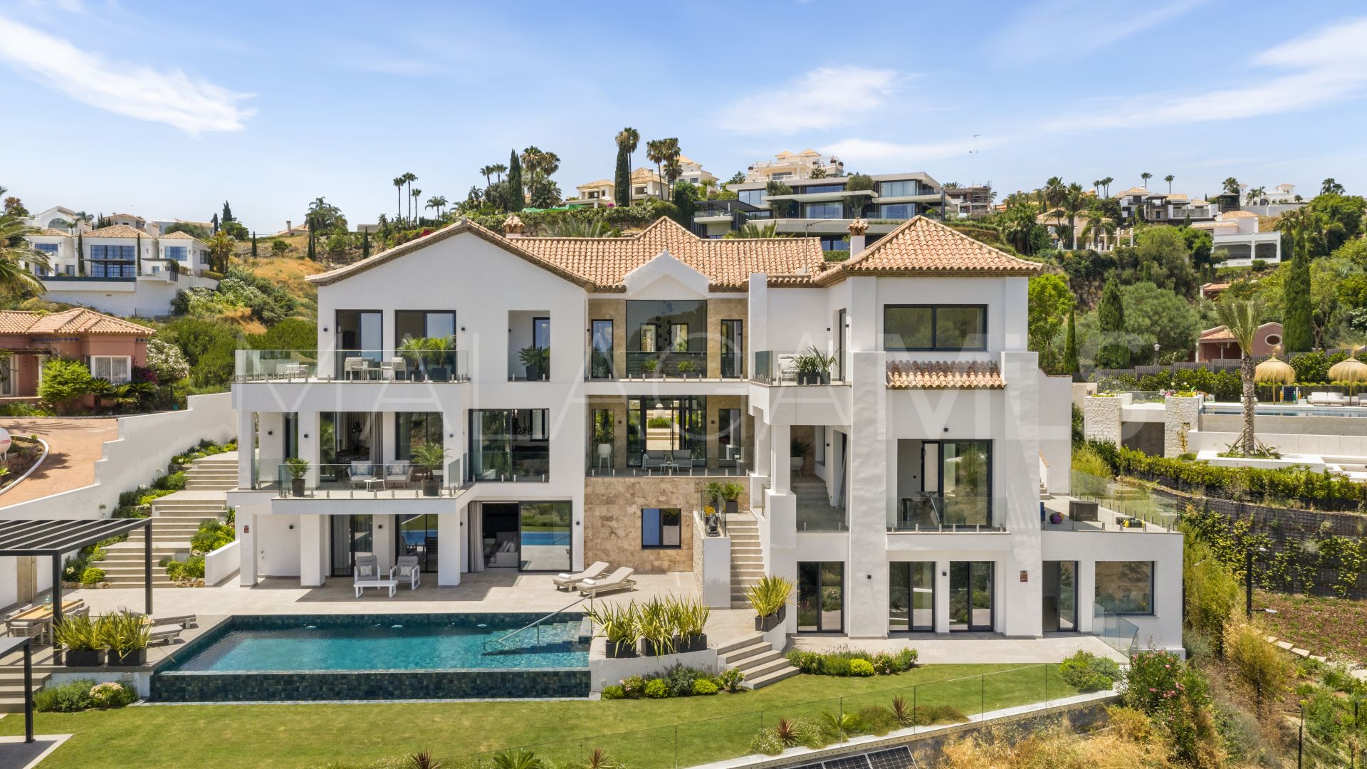 6 bedrooms villa for sale in Los Flamingos