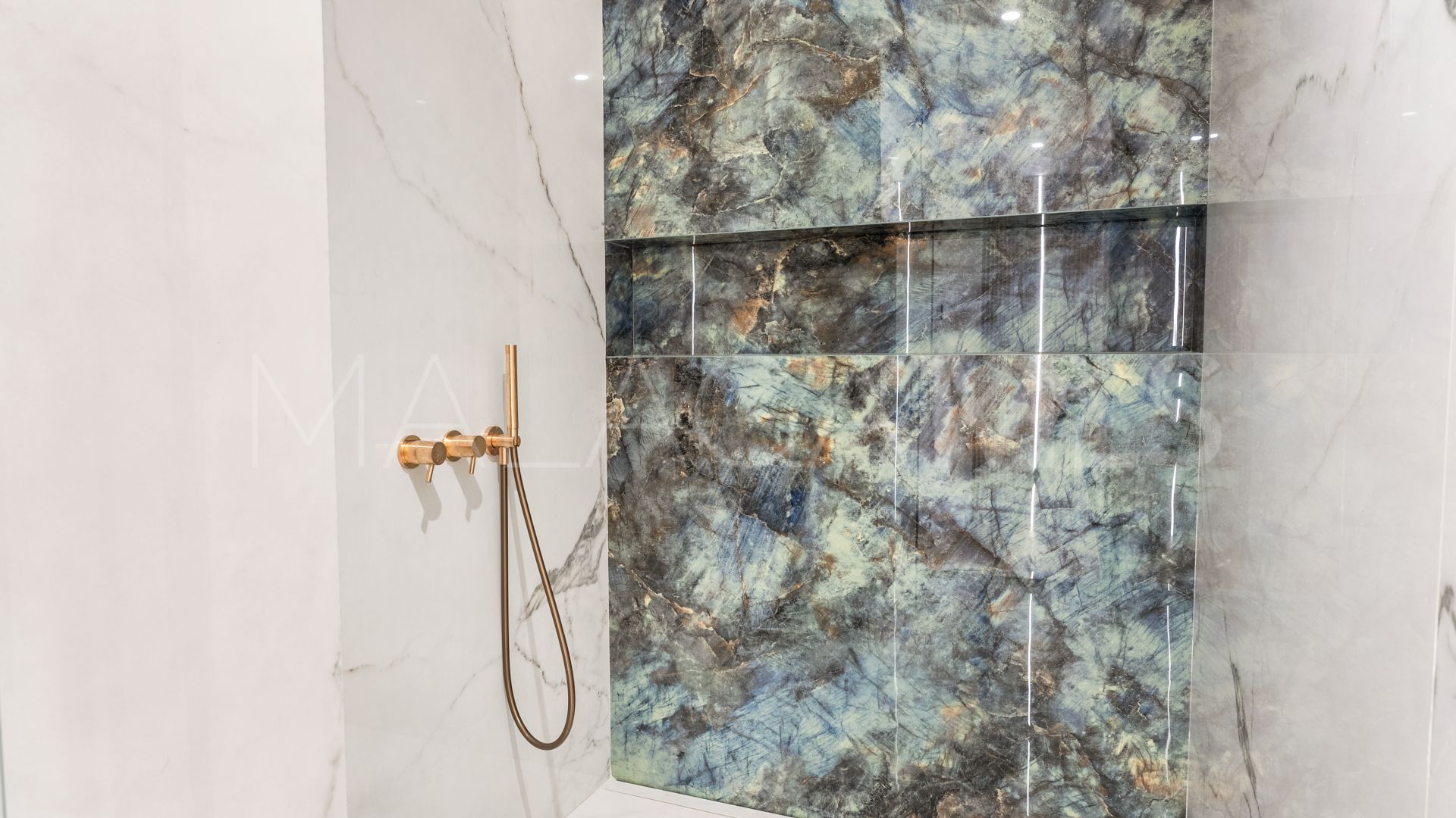 6 bedrooms villa for sale in Los Flamingos