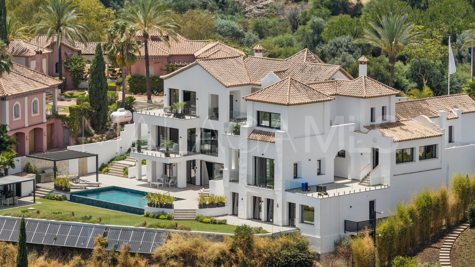 6 bedrooms villa for sale in Los Flamingos