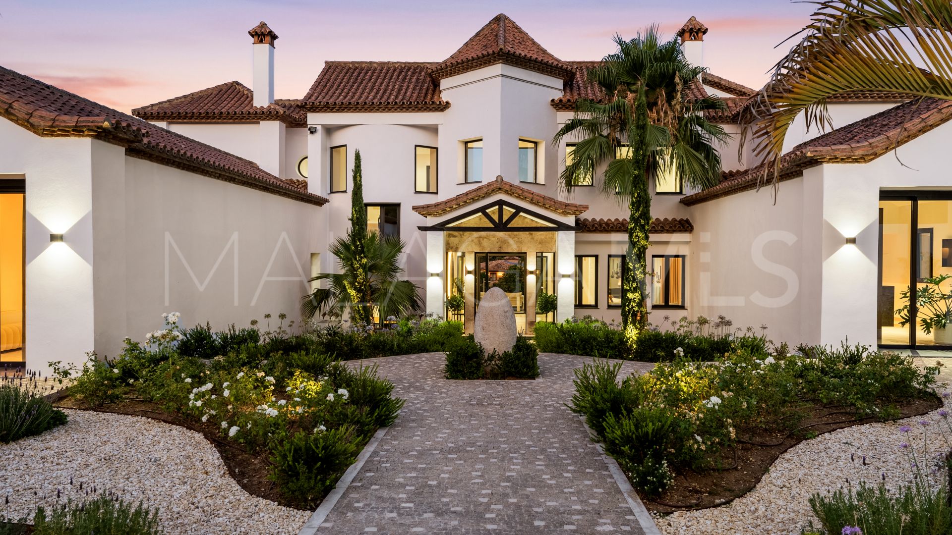 6 bedrooms villa for sale in Los Flamingos