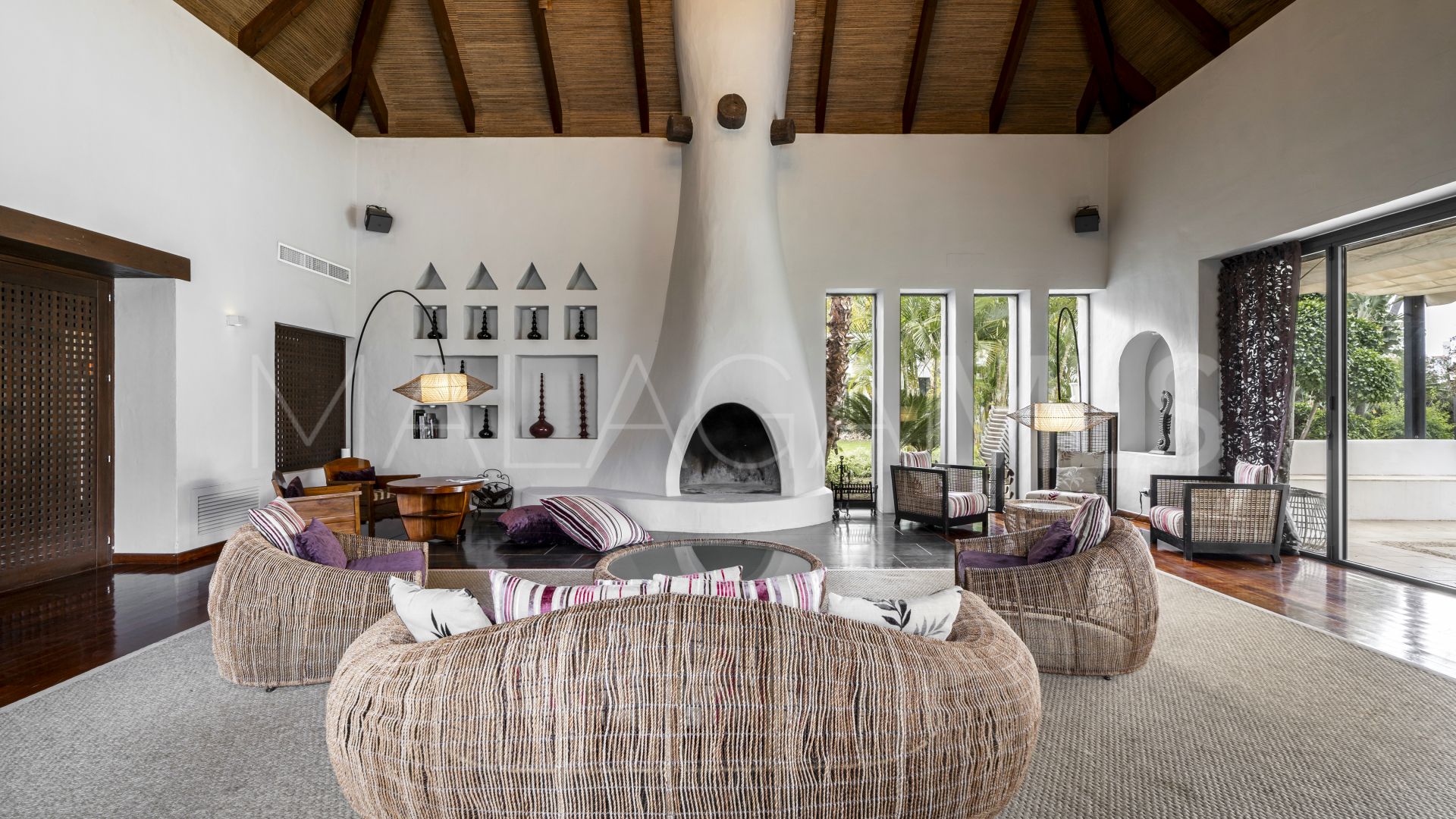Villa a la venta in El Campanario