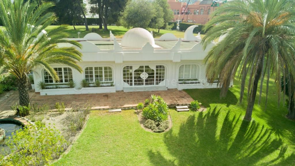 Parcela Comercial con Potencial de Desarrollo