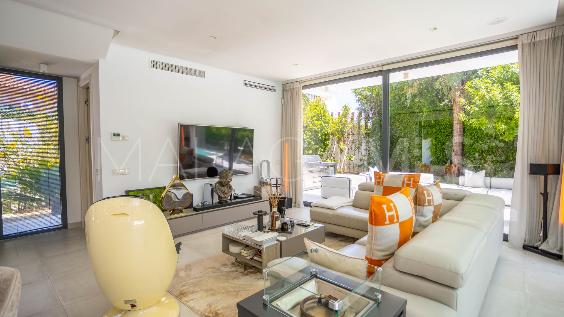 Villa for sale in Arboleda