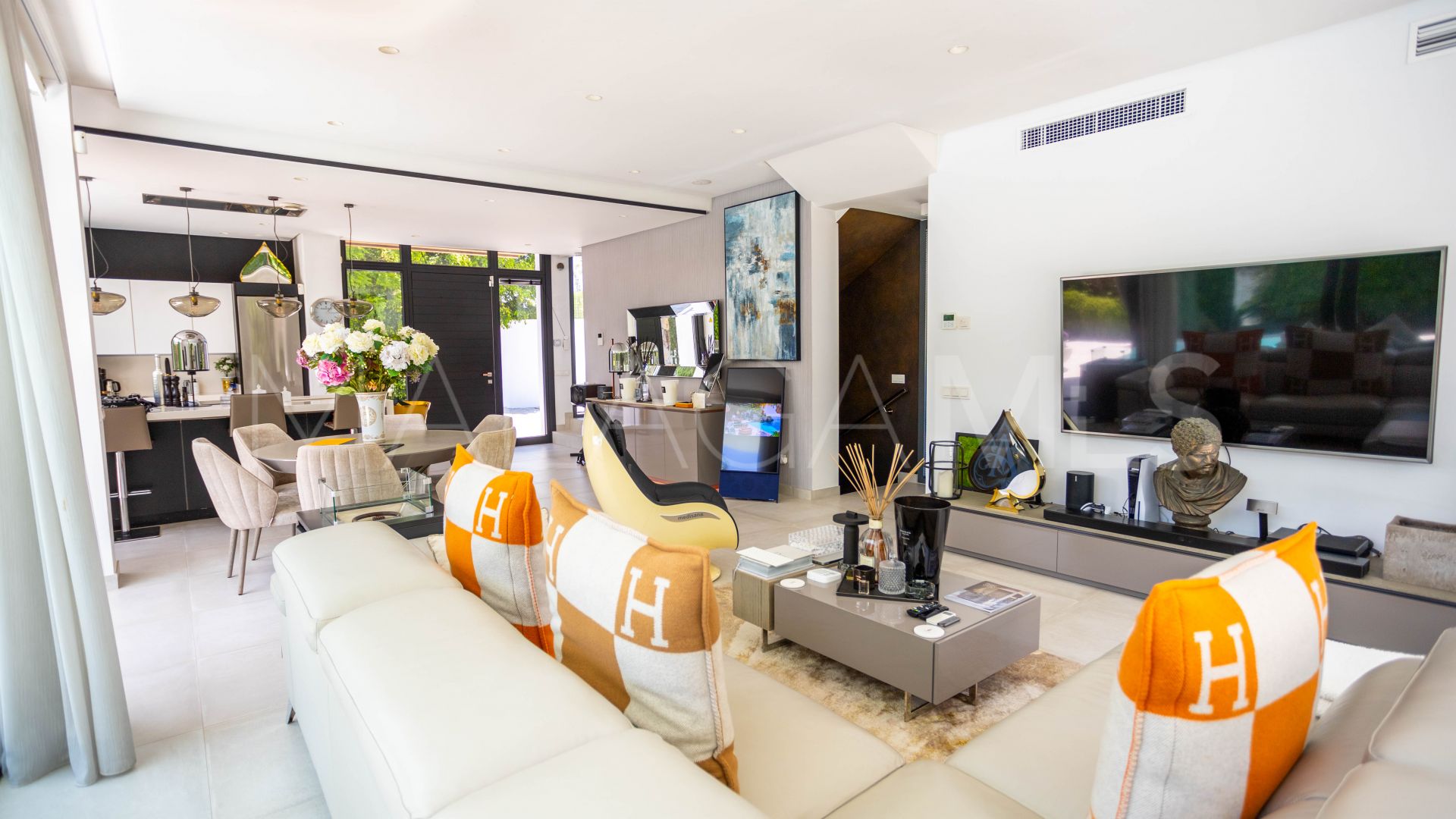 Villa for sale in Arboleda